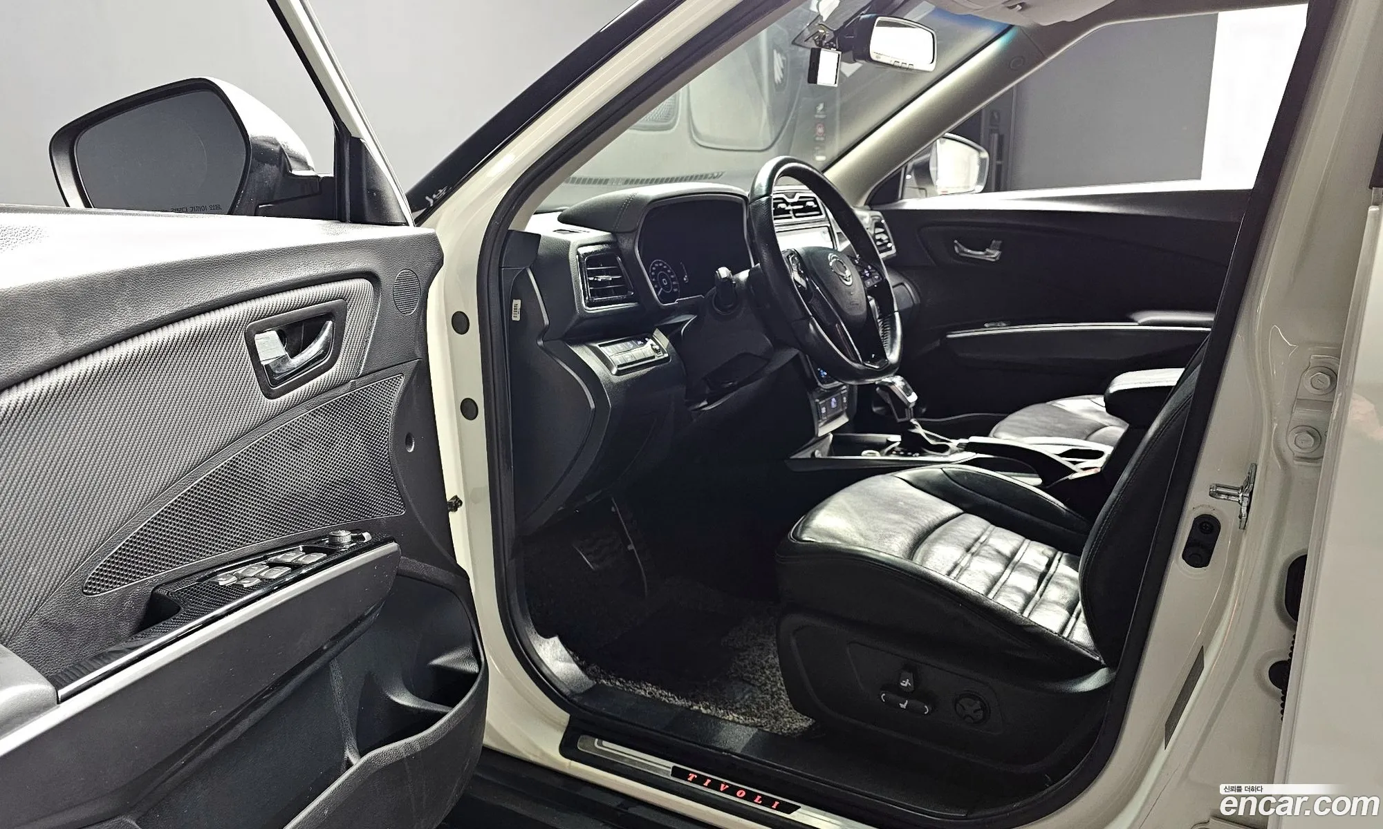 KG Mobility (SsangYong) Tivoli 2019 — 12
