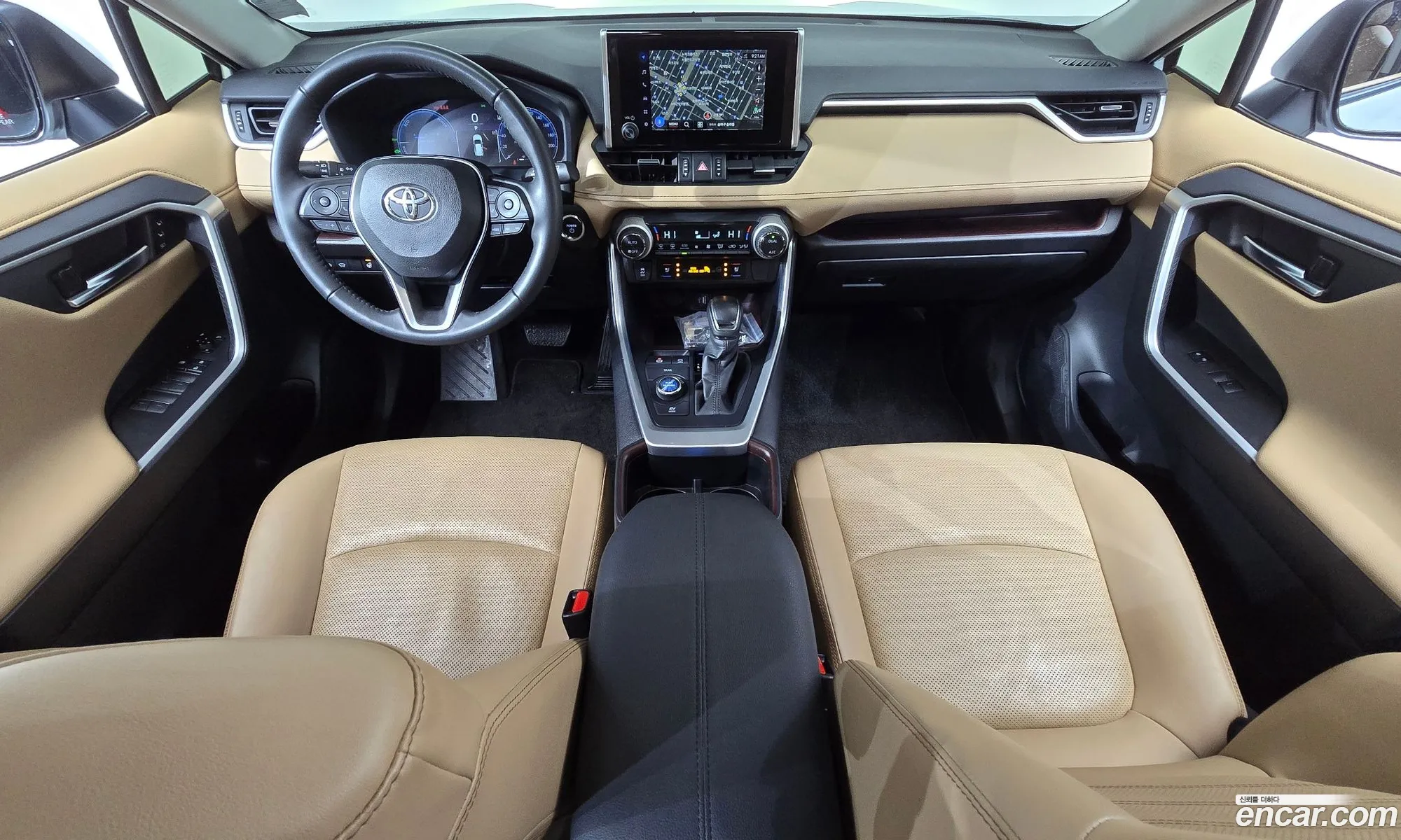 Toyota RAV4 2024 — 19