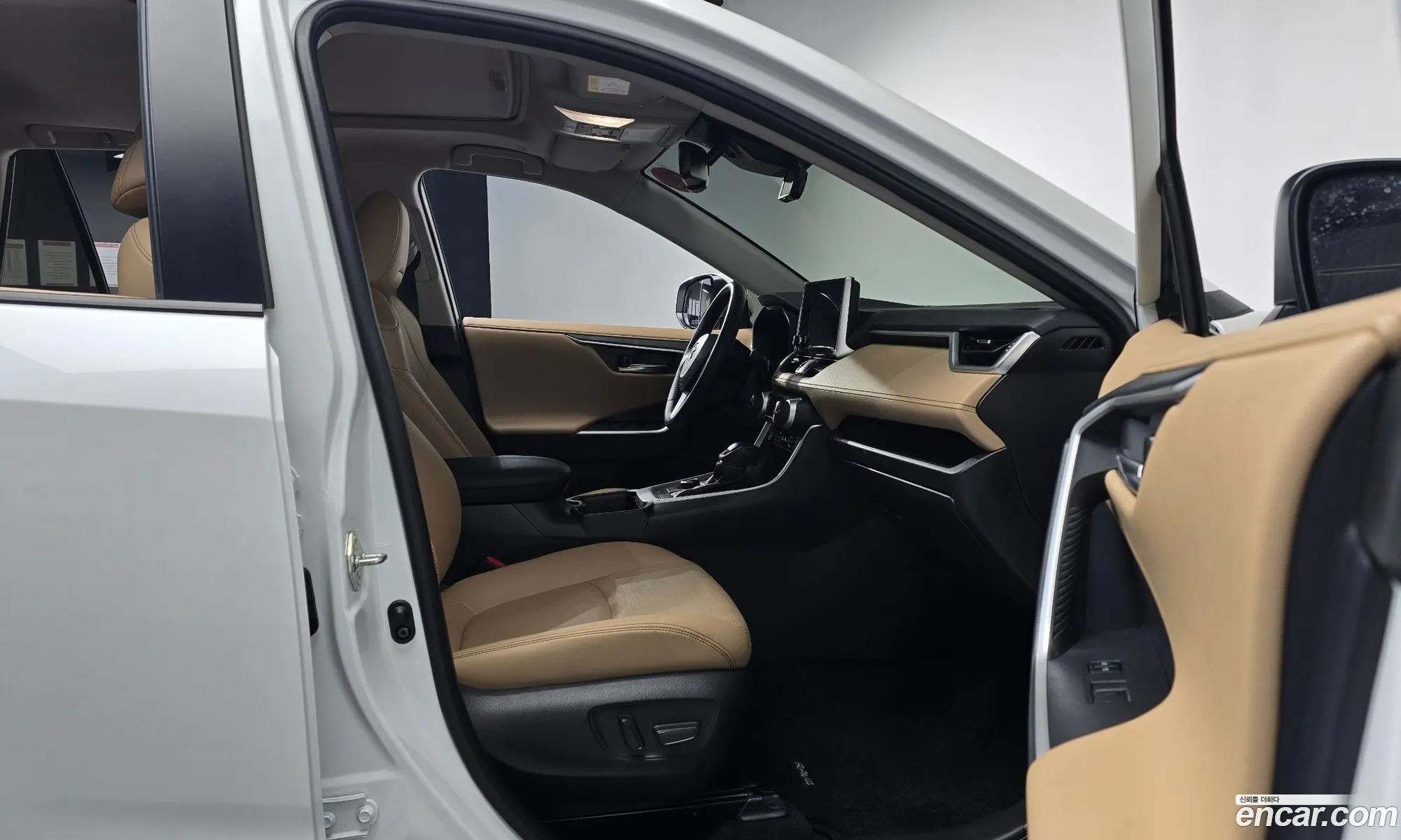 Toyota RAV4 2024 — 9