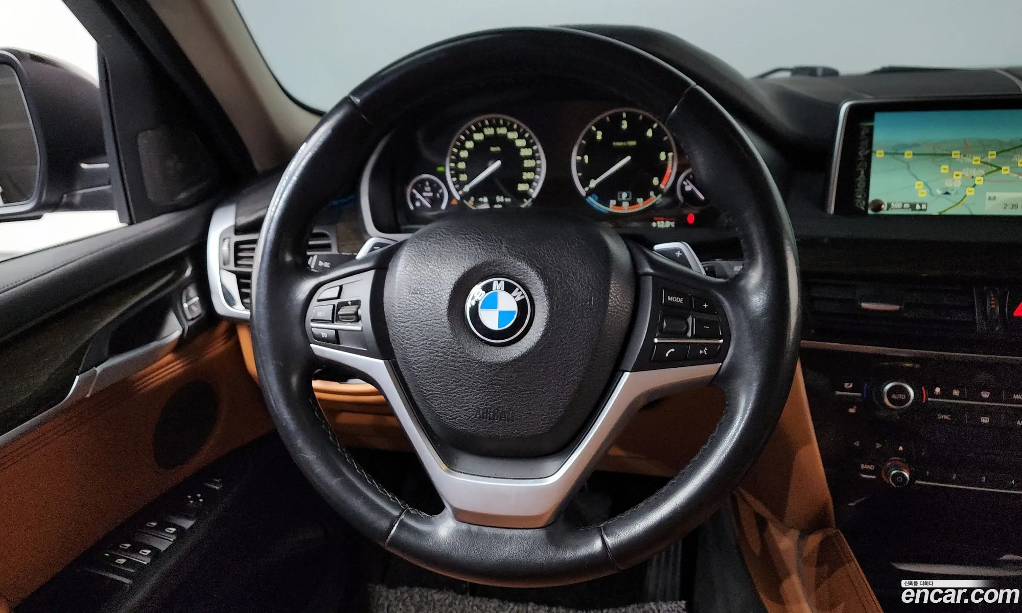 BMW X6 2015 — 17