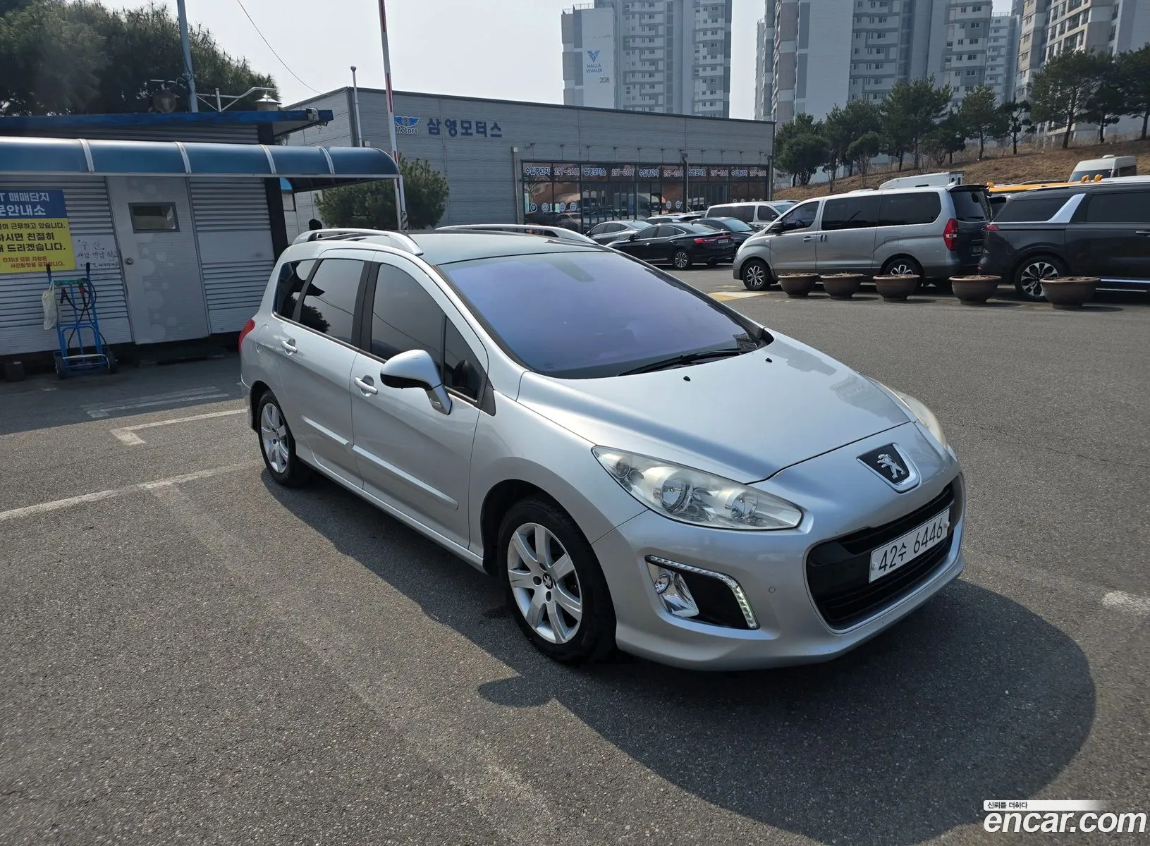 Peugeot 308 SW 2014 — 17