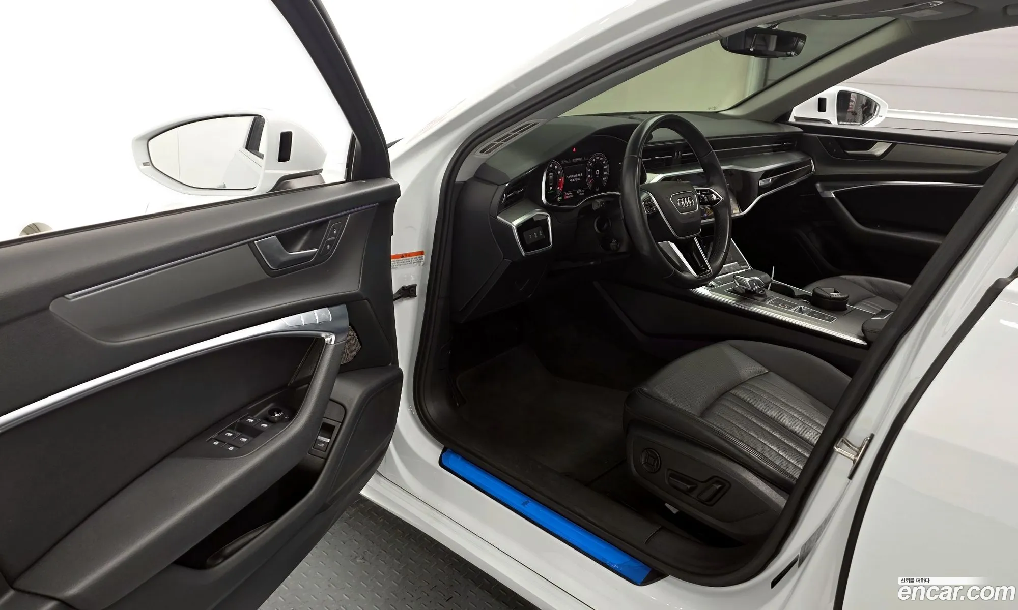 Audi A6 2021 WAUZZZF25MN037982 — 2