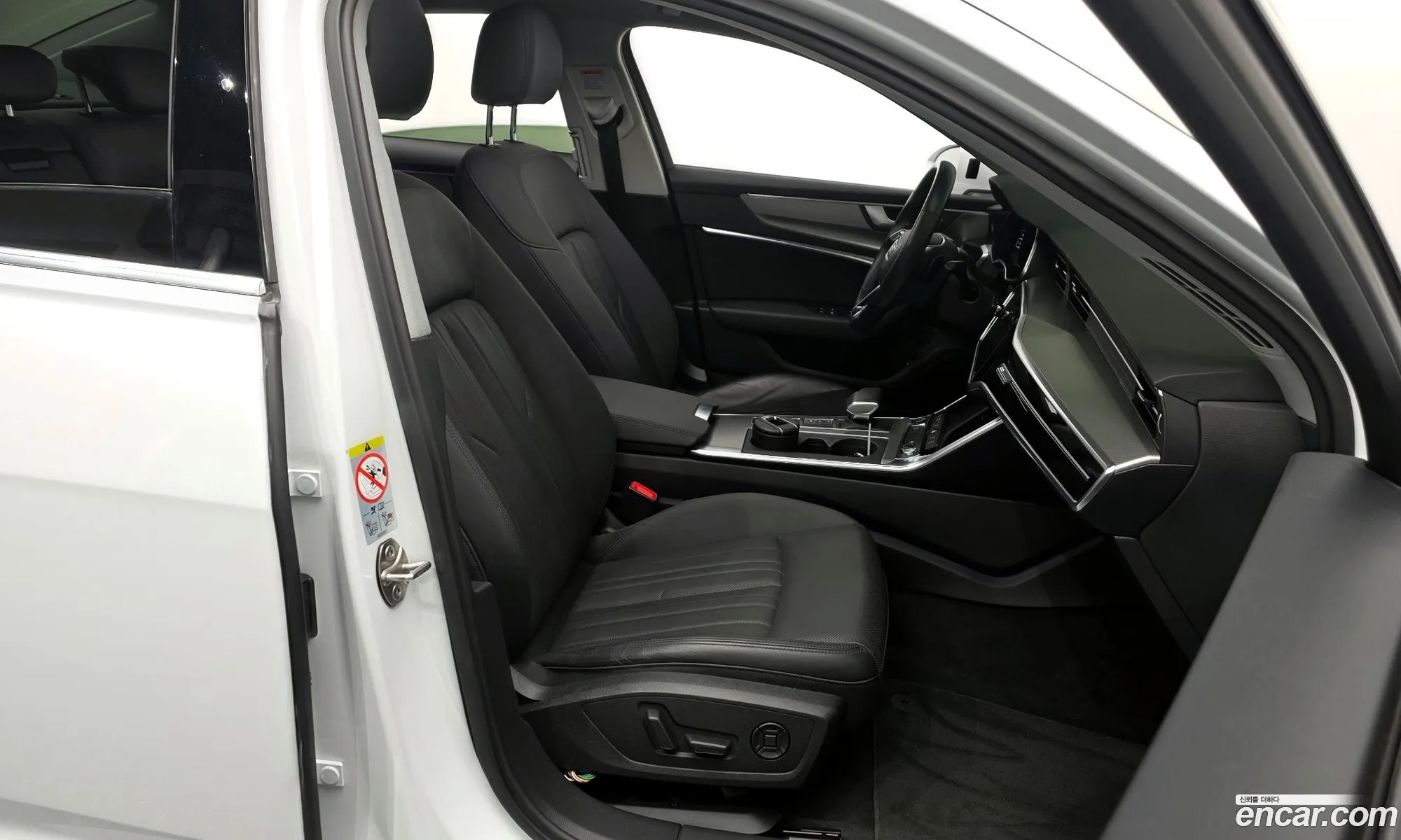 Audi A6 2021 WAUZZZF25MN037982 — 7