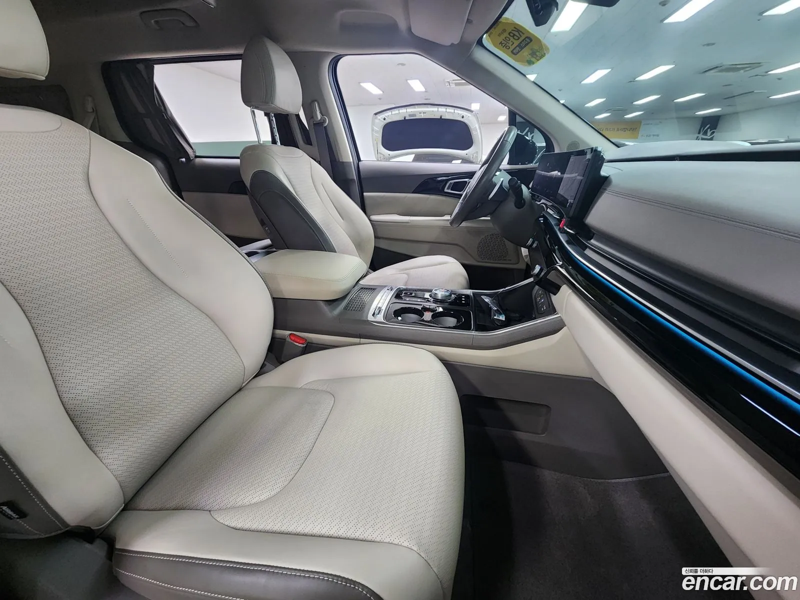 Kia Carnival 2024 — 7