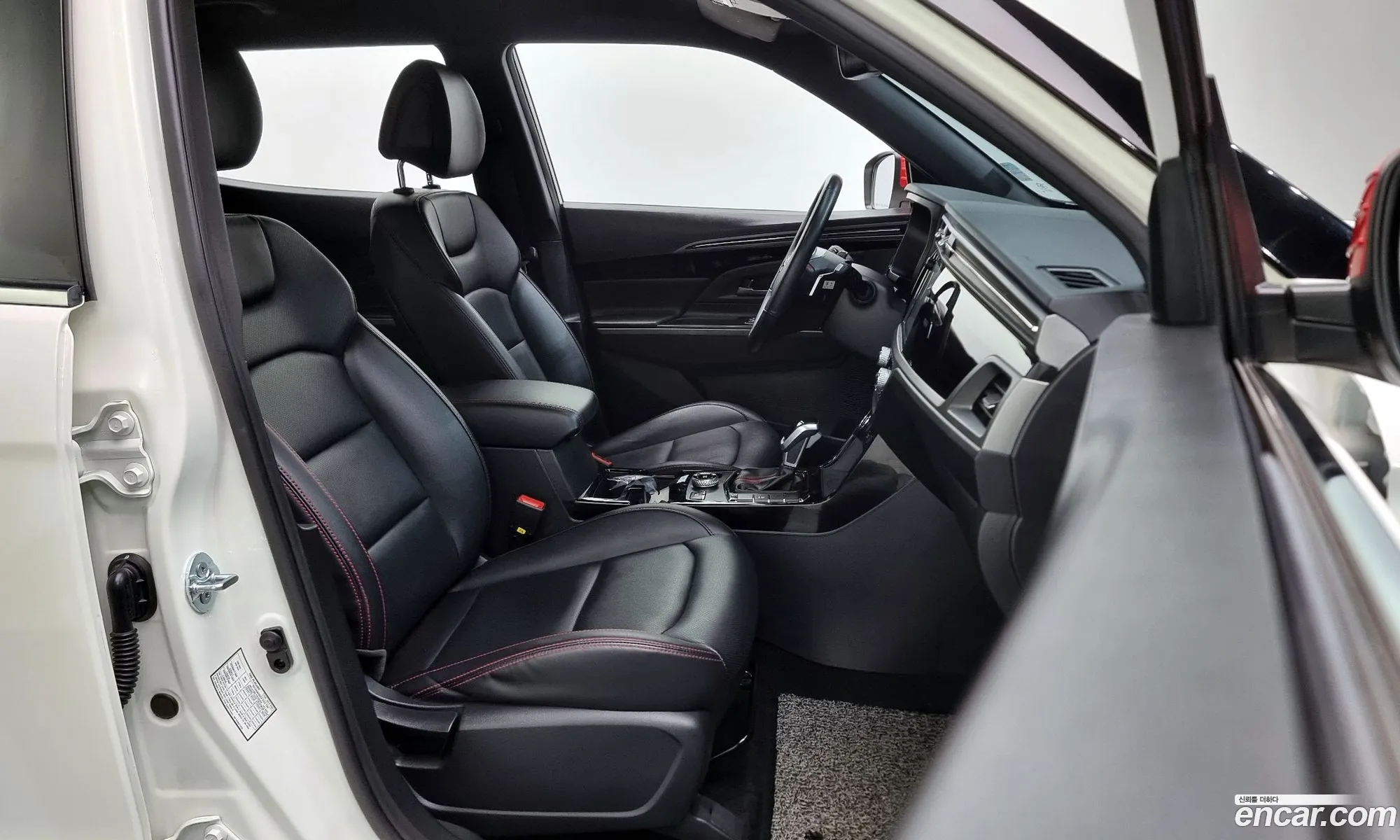 KG Mobility (SsangYong) Beautiful Korando 2020 — 20