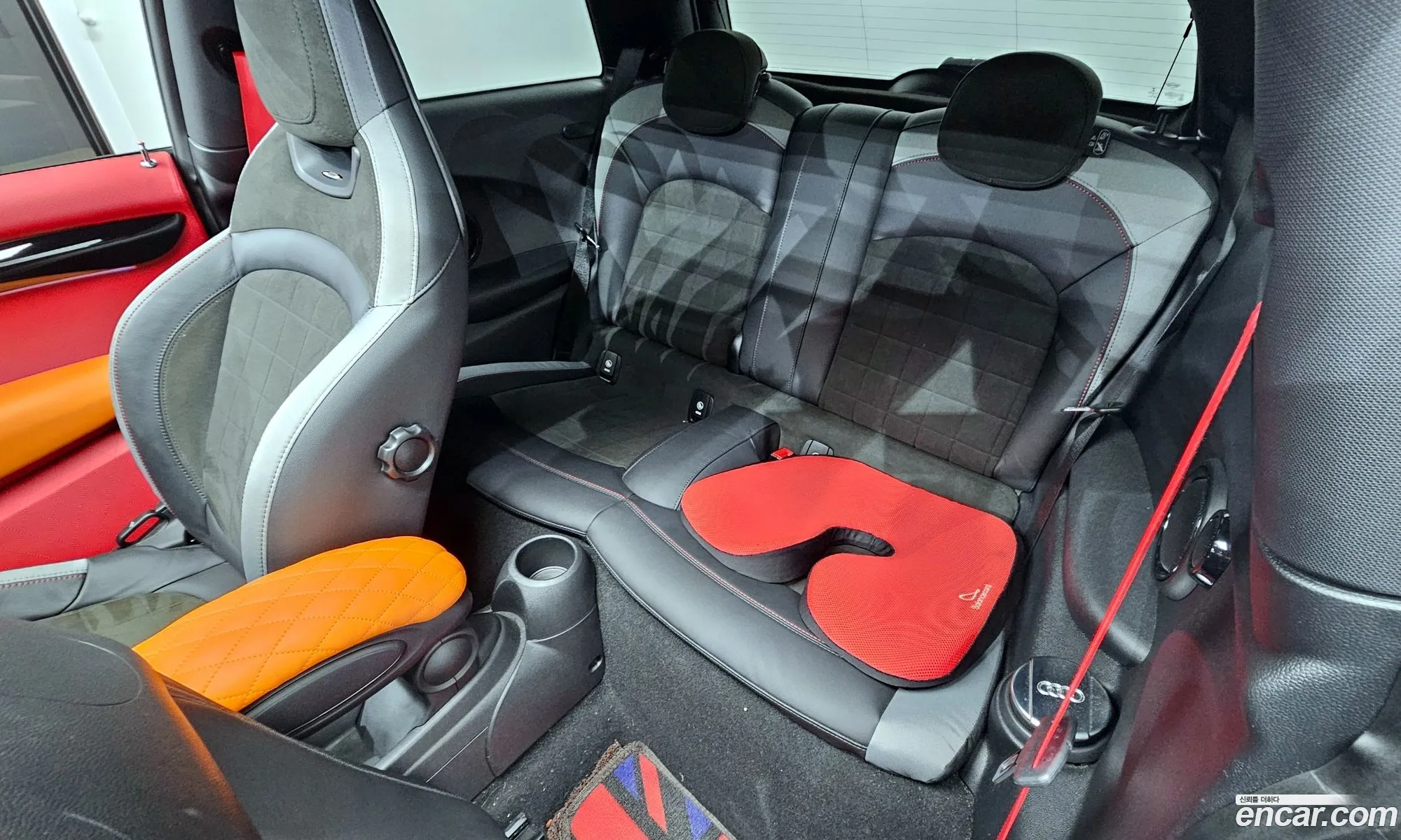 Mini Cooper S 2022 WMW81DH06P2T24223 — 14