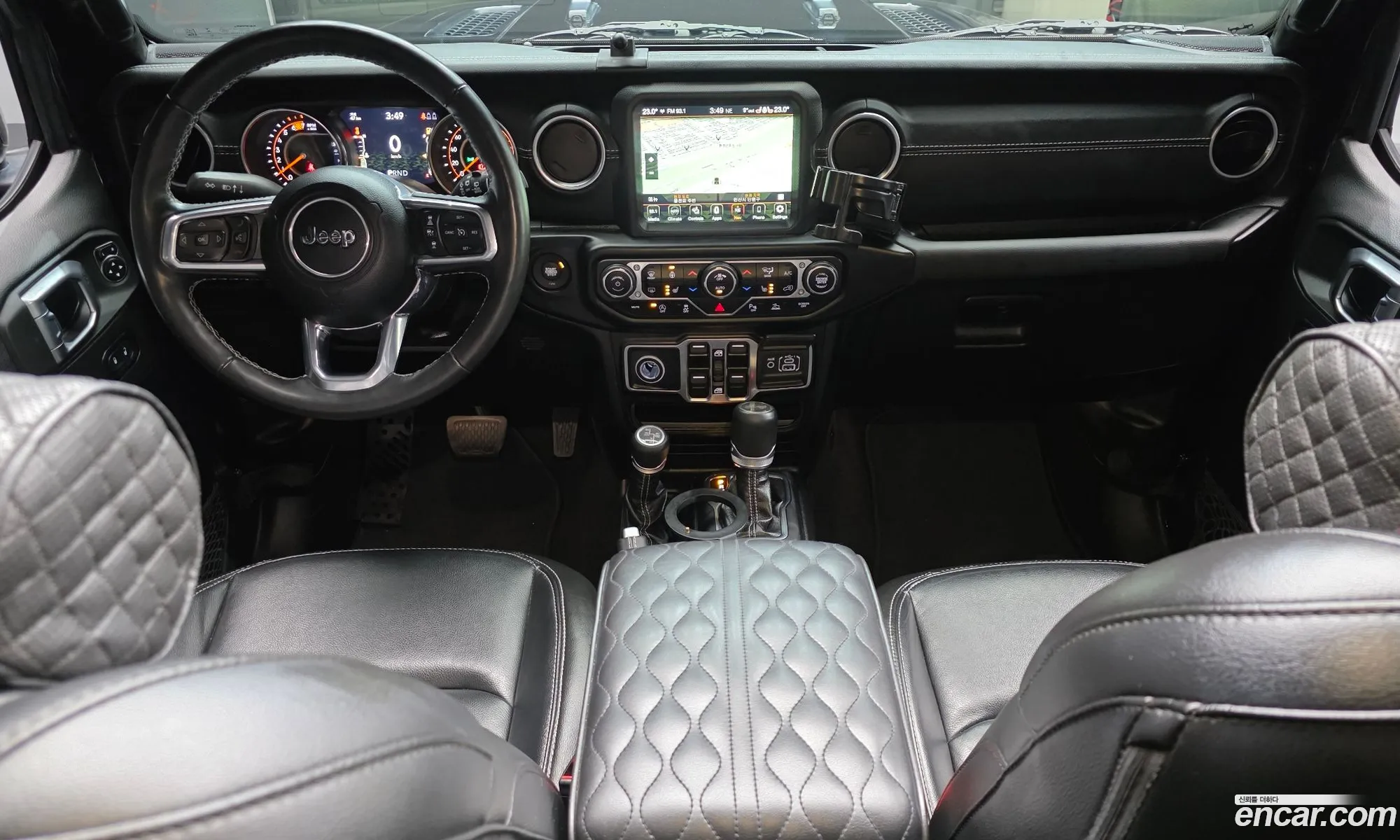 Jeep Wrangler 2022 — 10