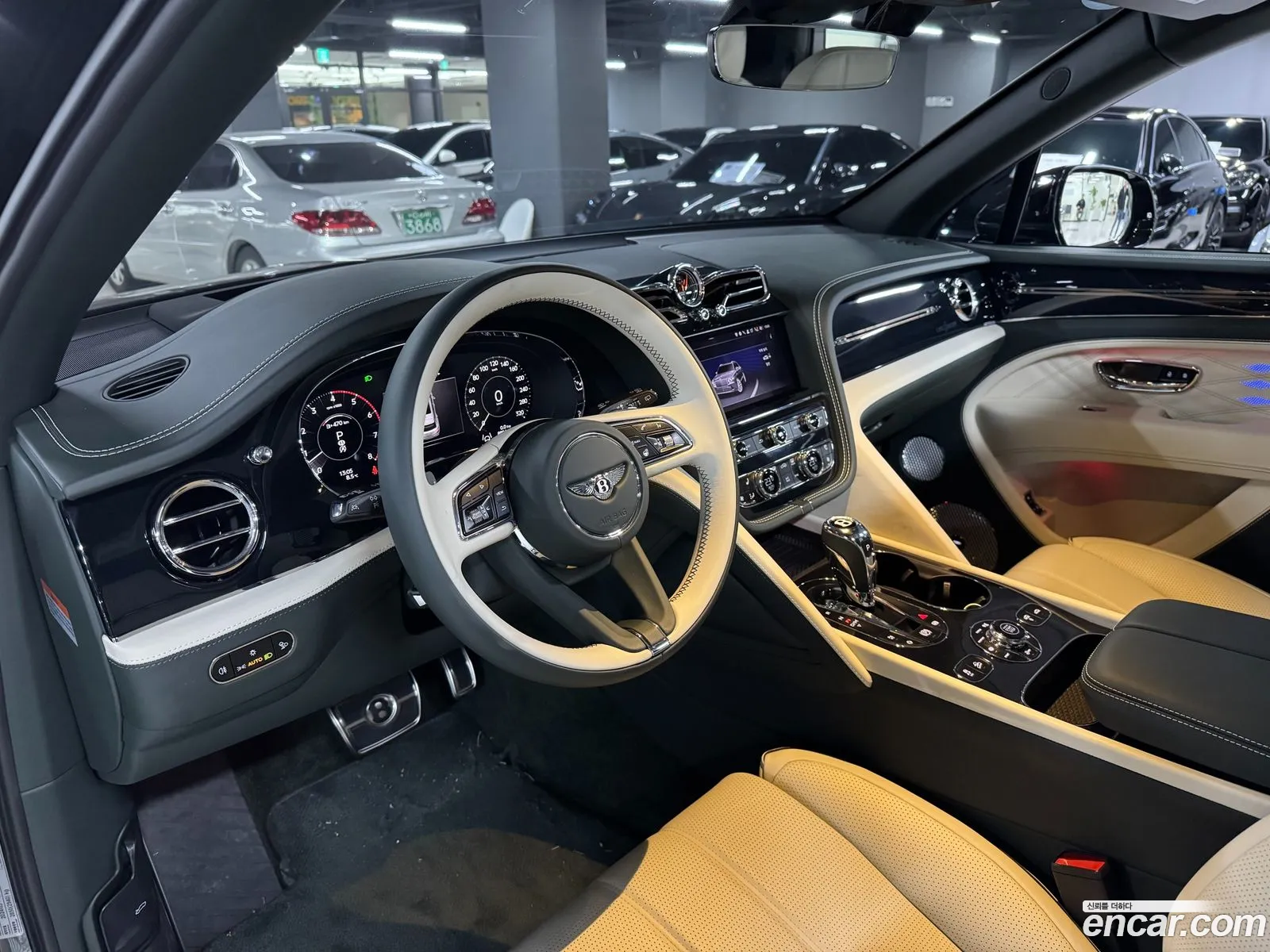 Bentley Bentayga 2024 — 7