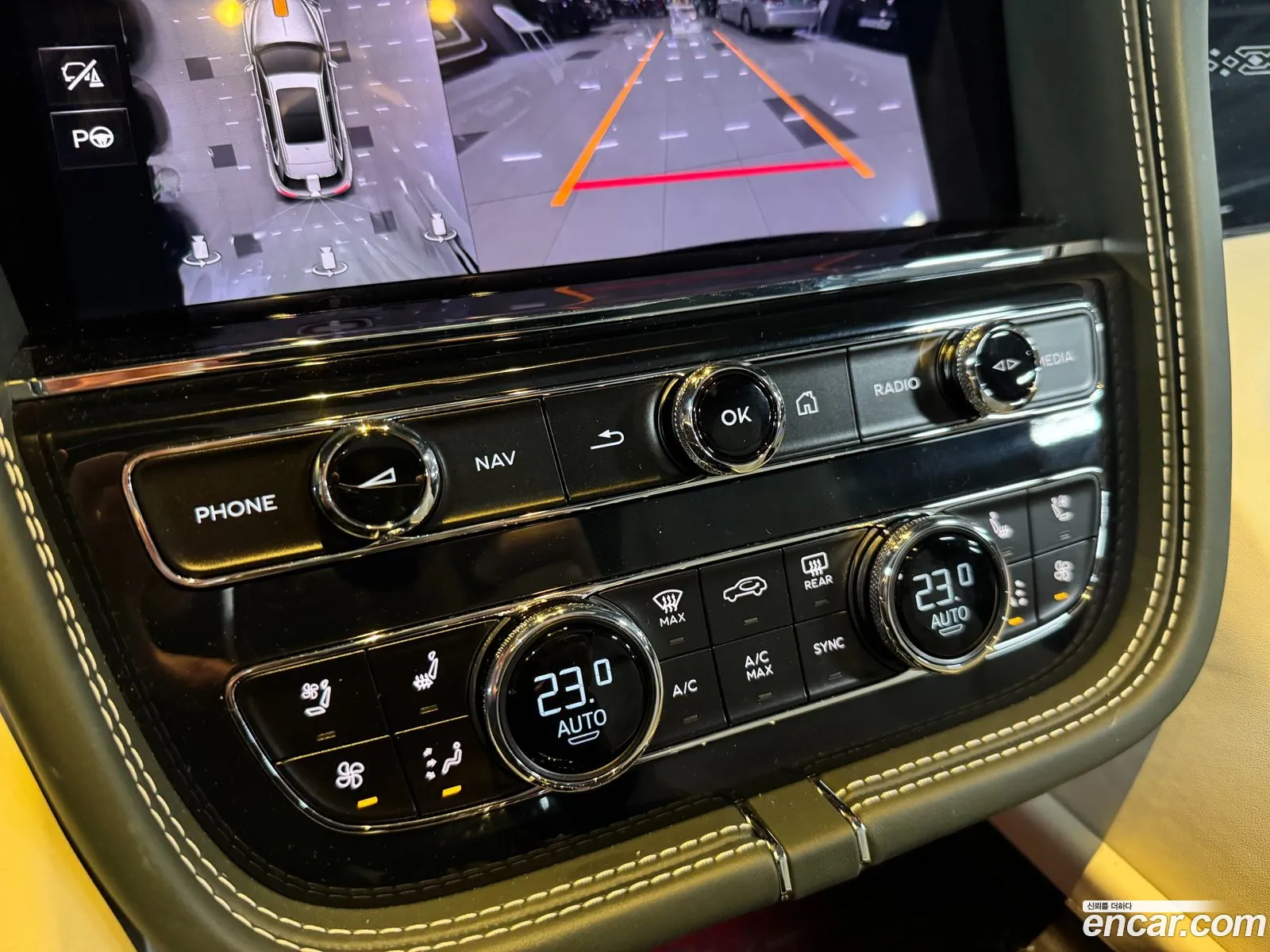 Bentley Bentayga 2024 — 11