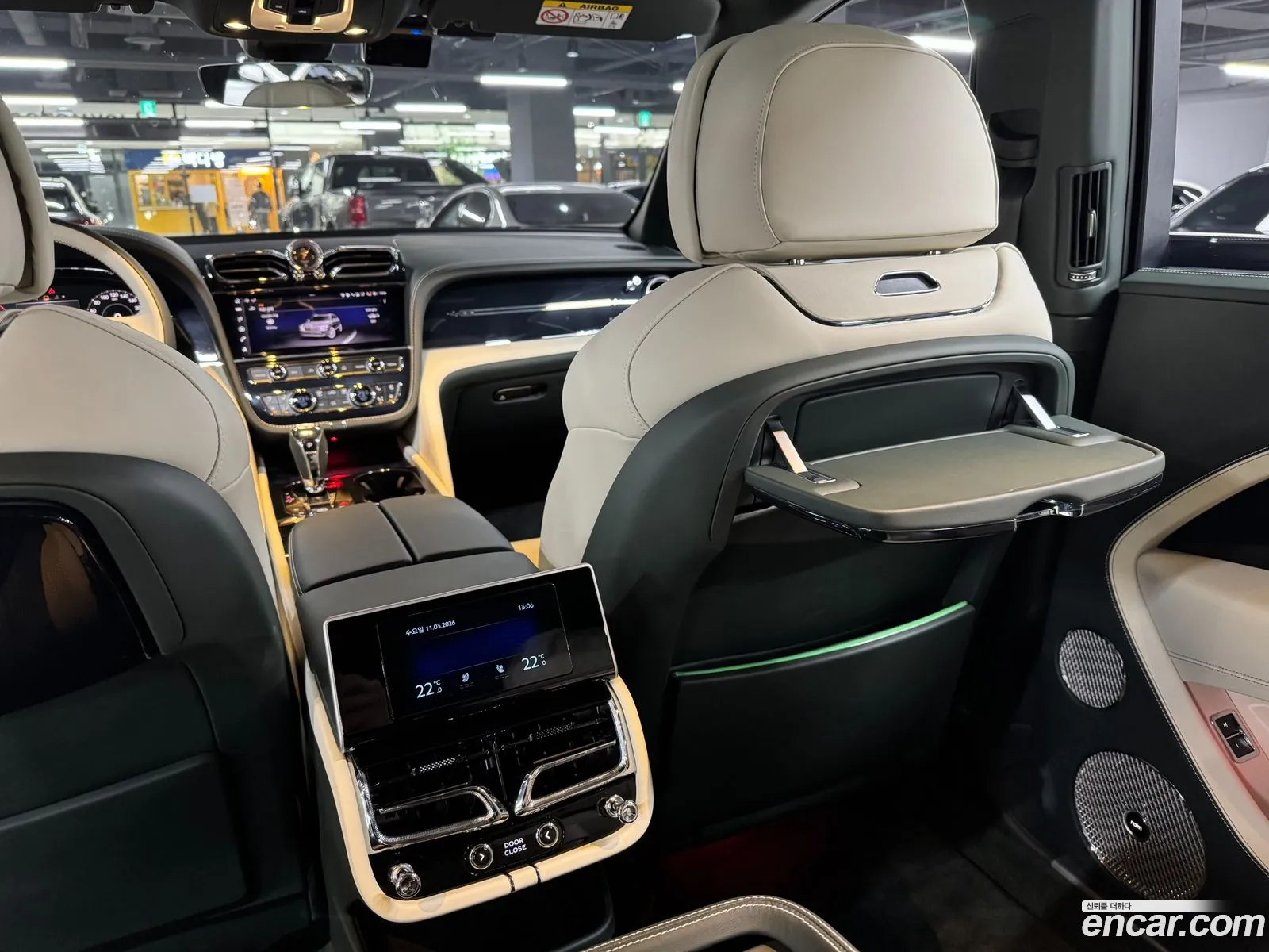Bentley Bentayga 2024 — 6