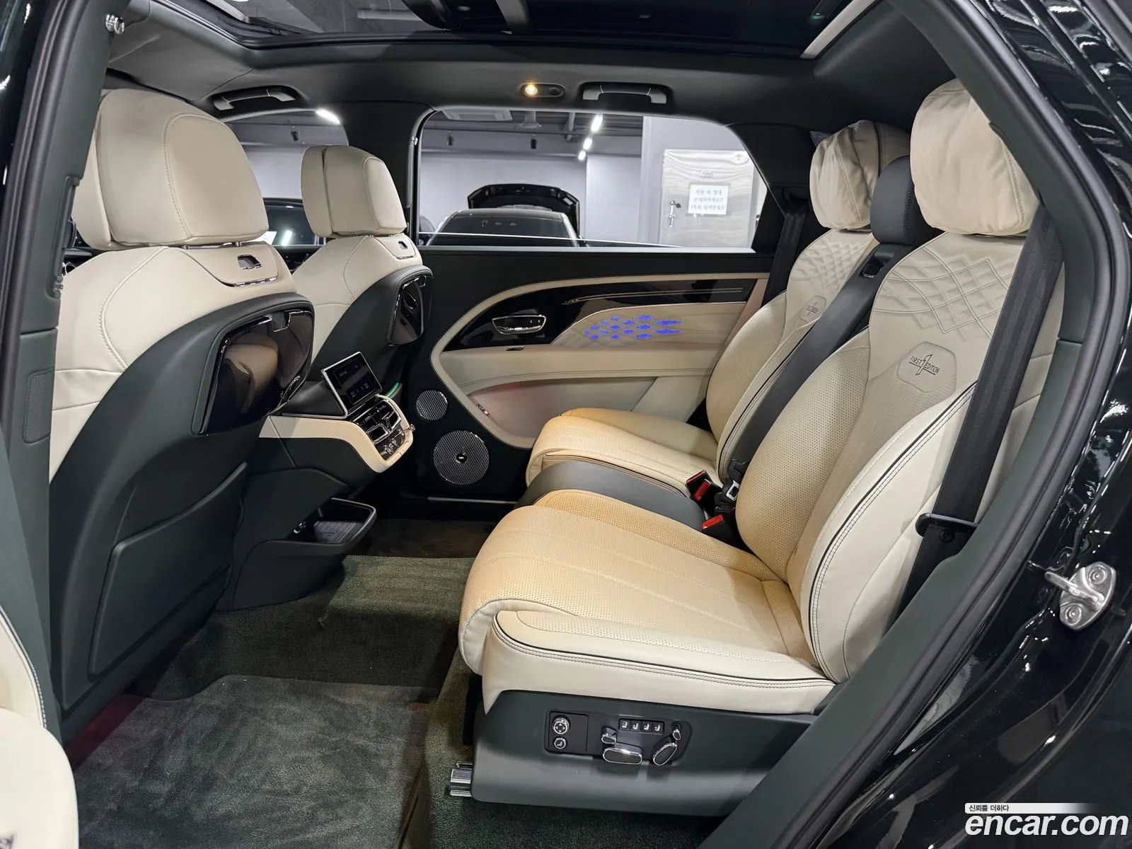 Bentley Bentayga 2024 — 15