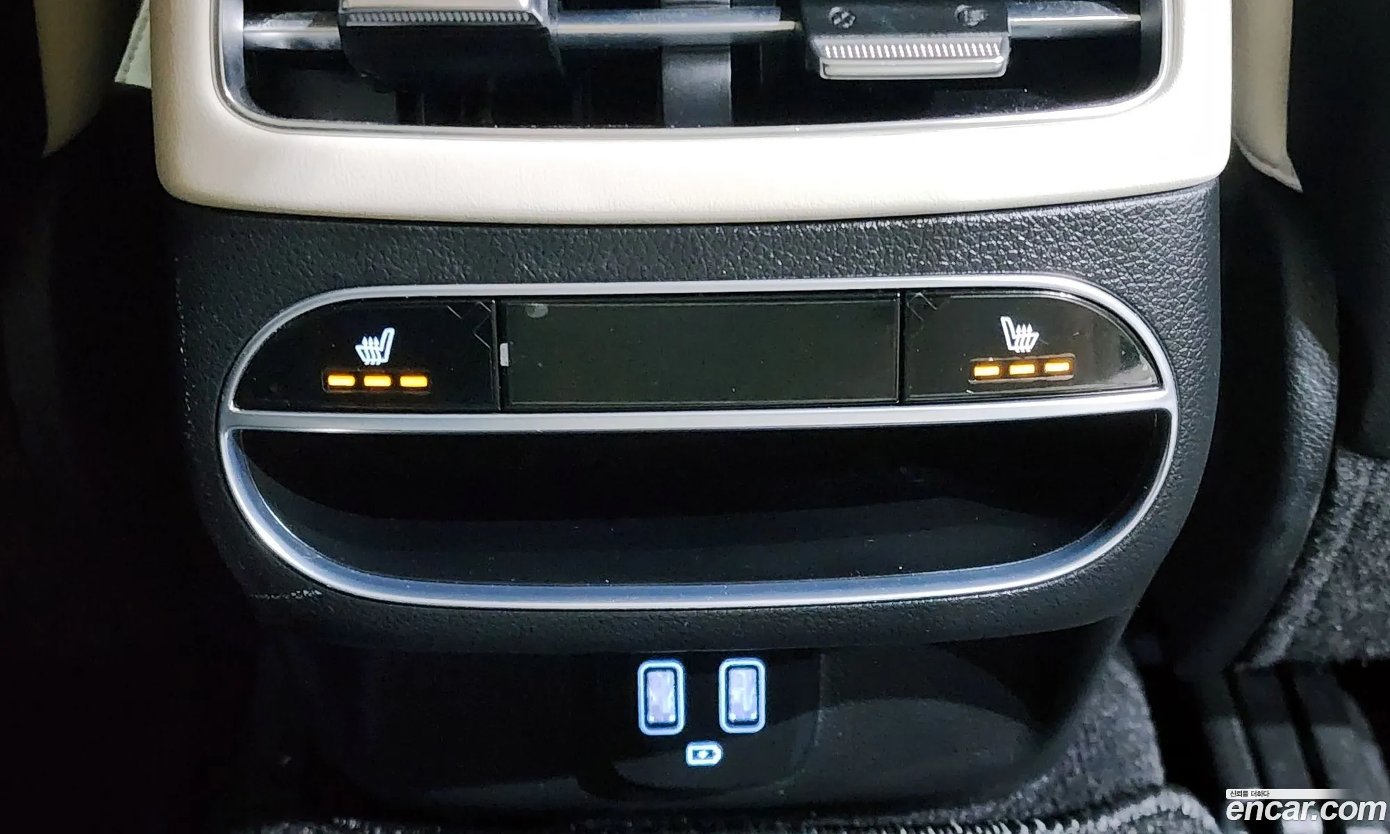Genesis GV70 2022 KMTMB81ADPU081914 — 19