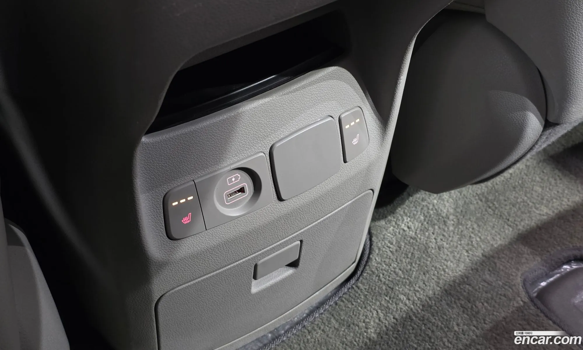 Kia Carnival 2018 — 7