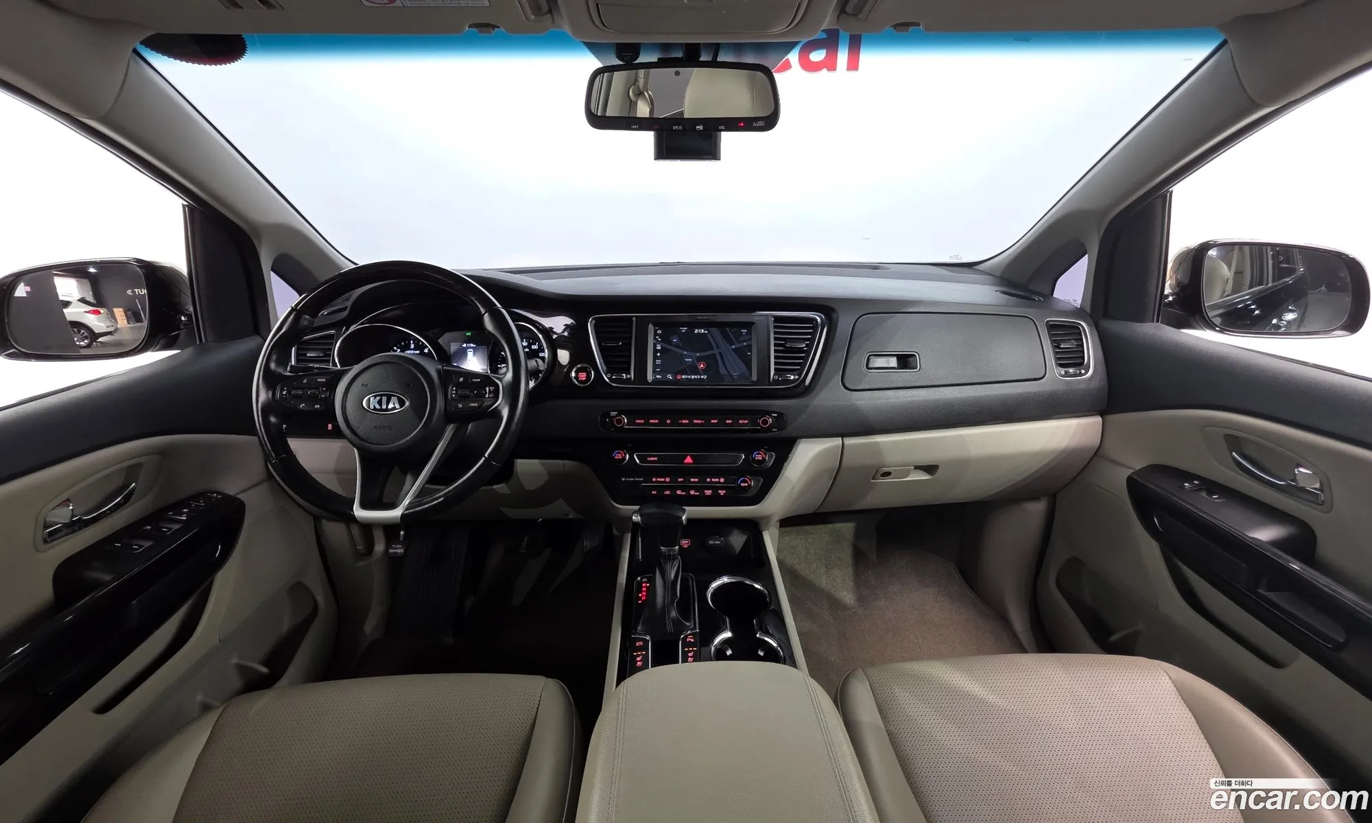Kia Carnival 2018 — 3