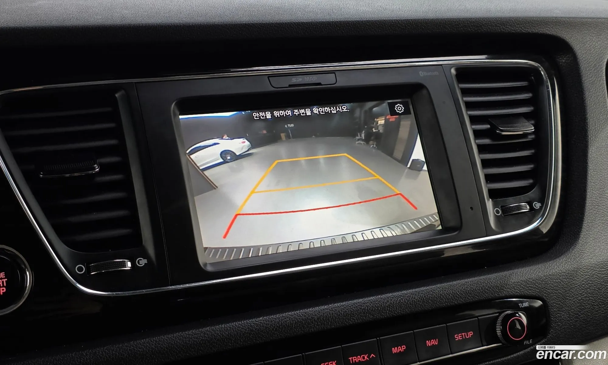 Kia Carnival 2018 — 8