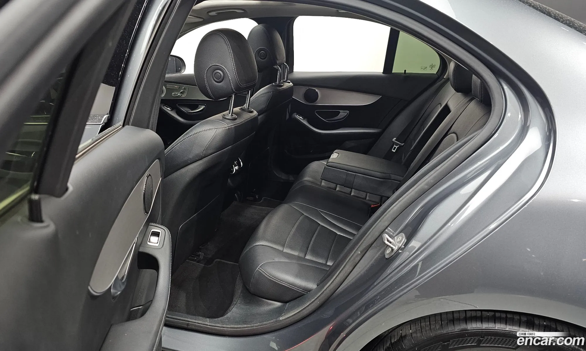Mercedes-Benz C-Class W205 2017 — 20