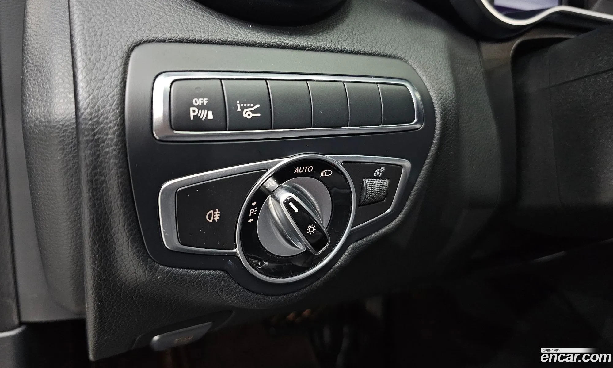 Mercedes-Benz C-Class W205 2017 — 14