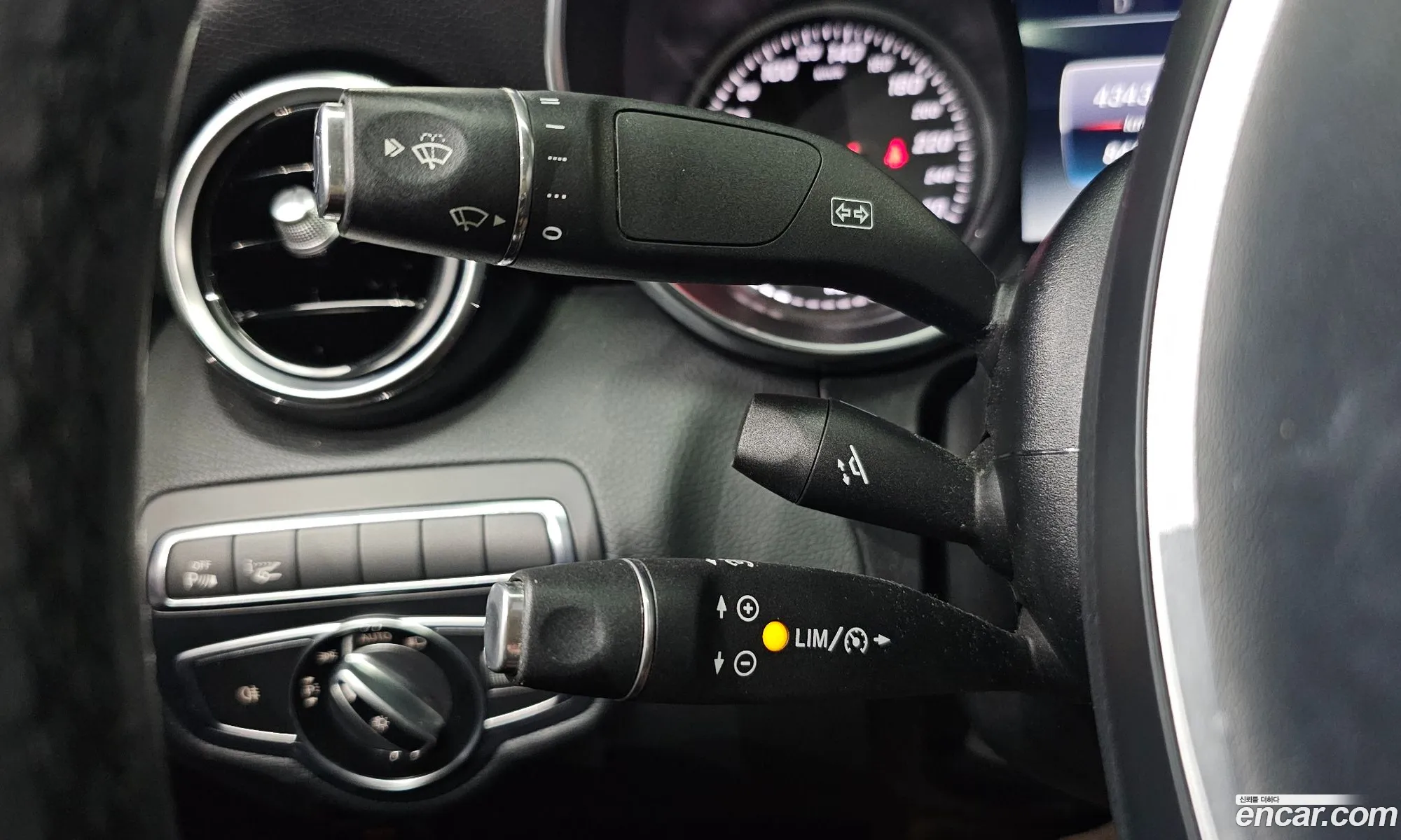 Mercedes-Benz C-Class W205 2017 — 4