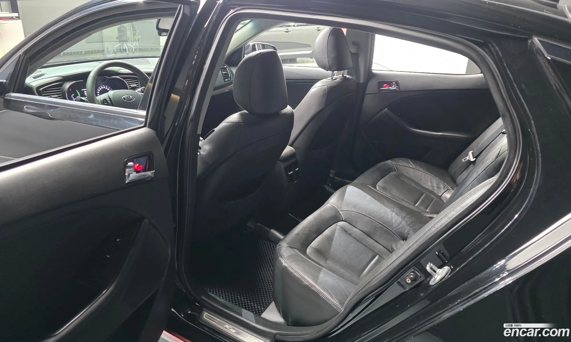 Kia K5 Hybrid 2013 — 2