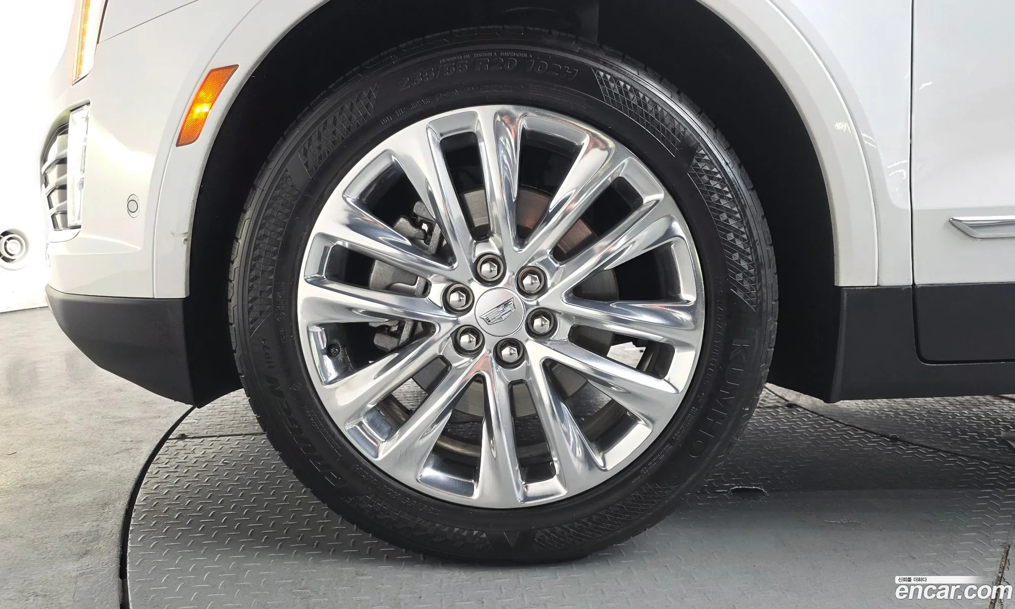 Cadillac XT5 2019 — 11