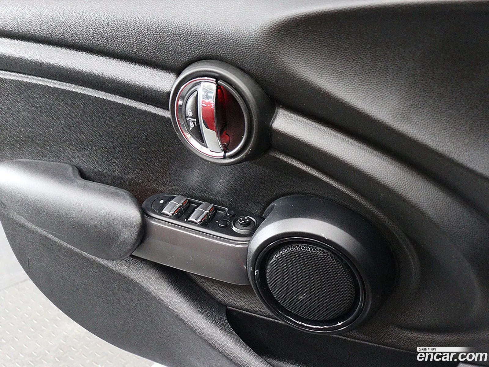 Mini Cooper D 2015 — 15