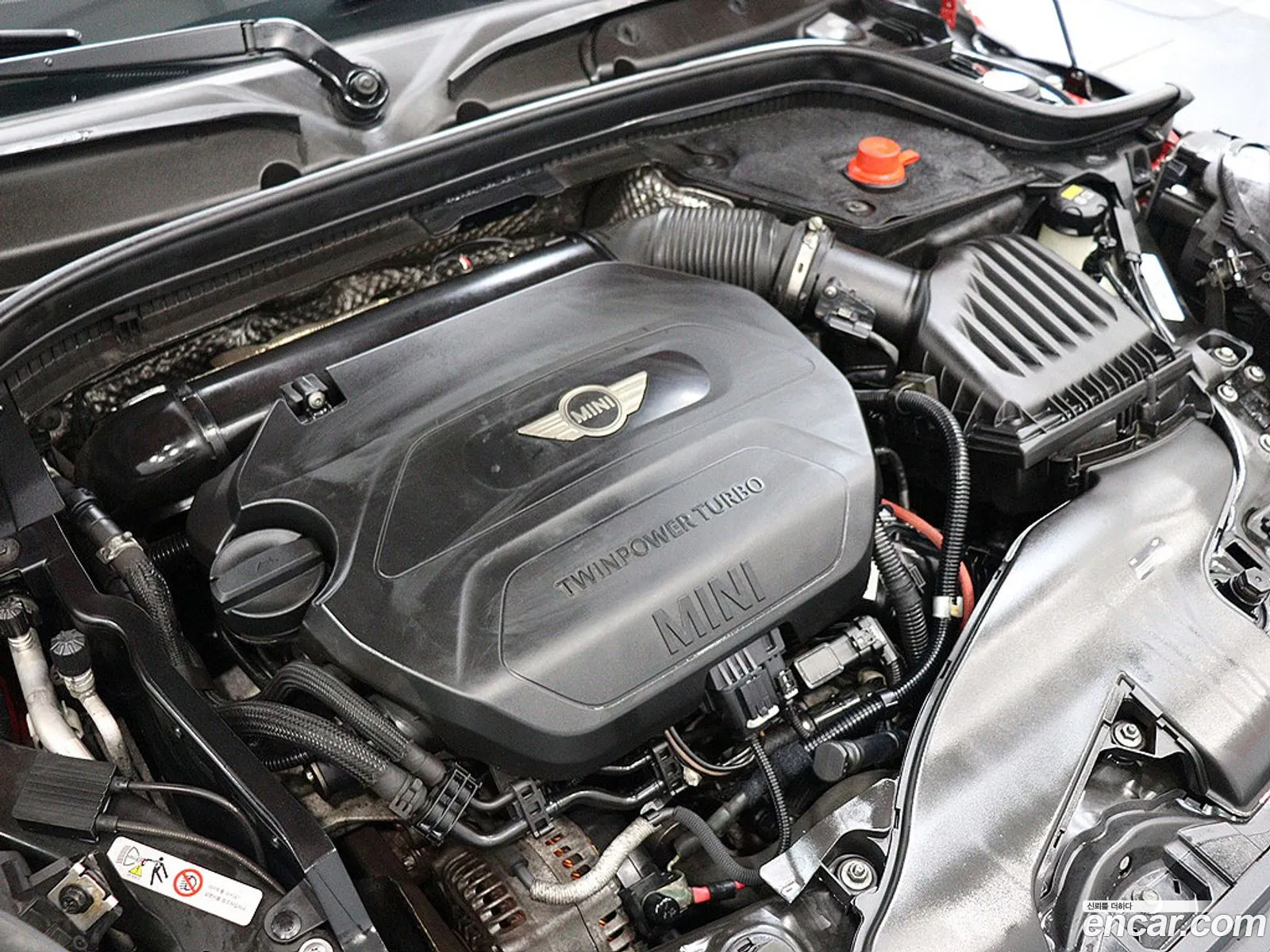 Mini Cooper D 2015 — 17