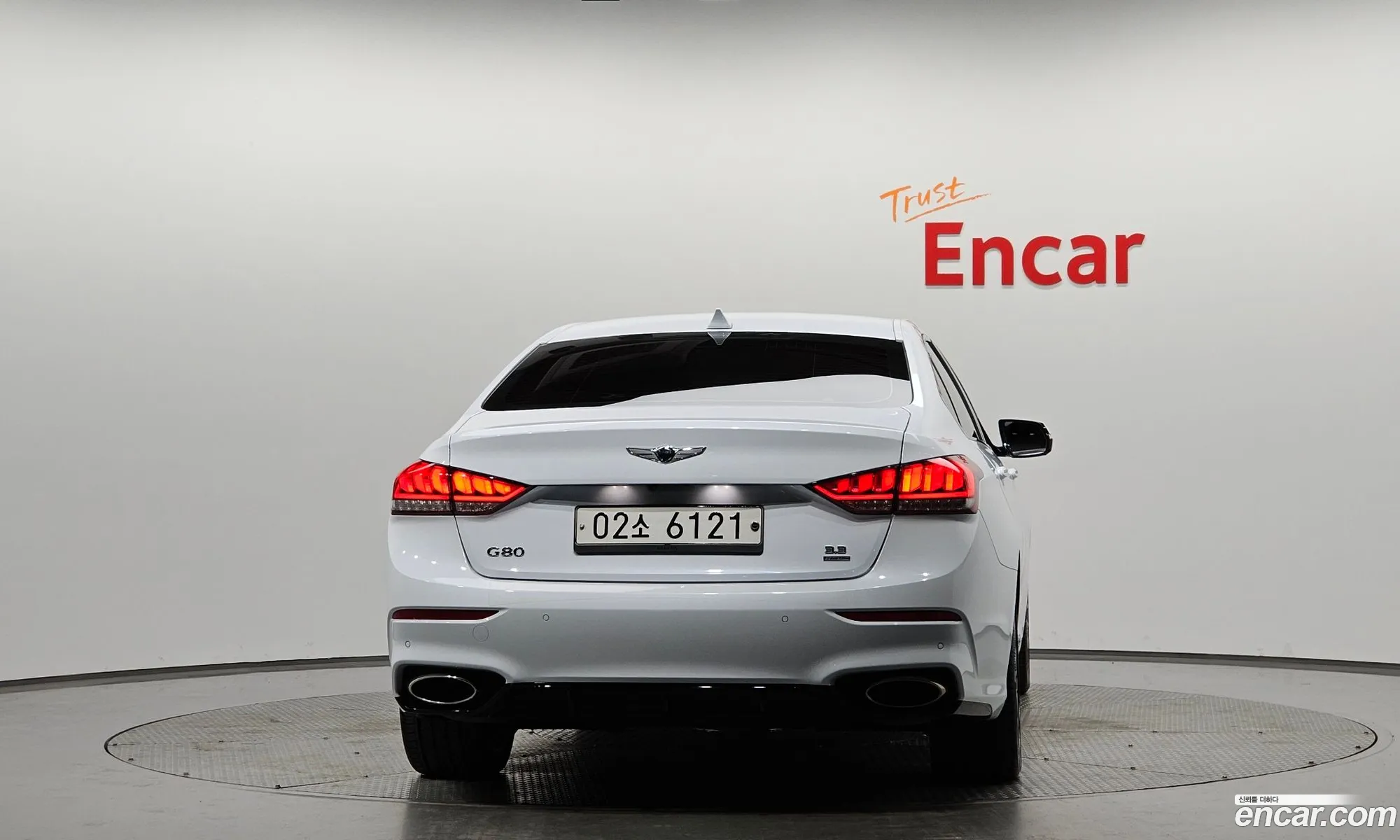 Genesis G80 2017 — 18