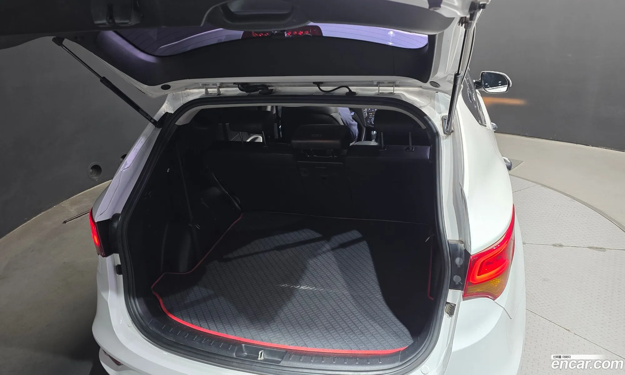 Hyundai Santa Fe the Prime 2016 — 2