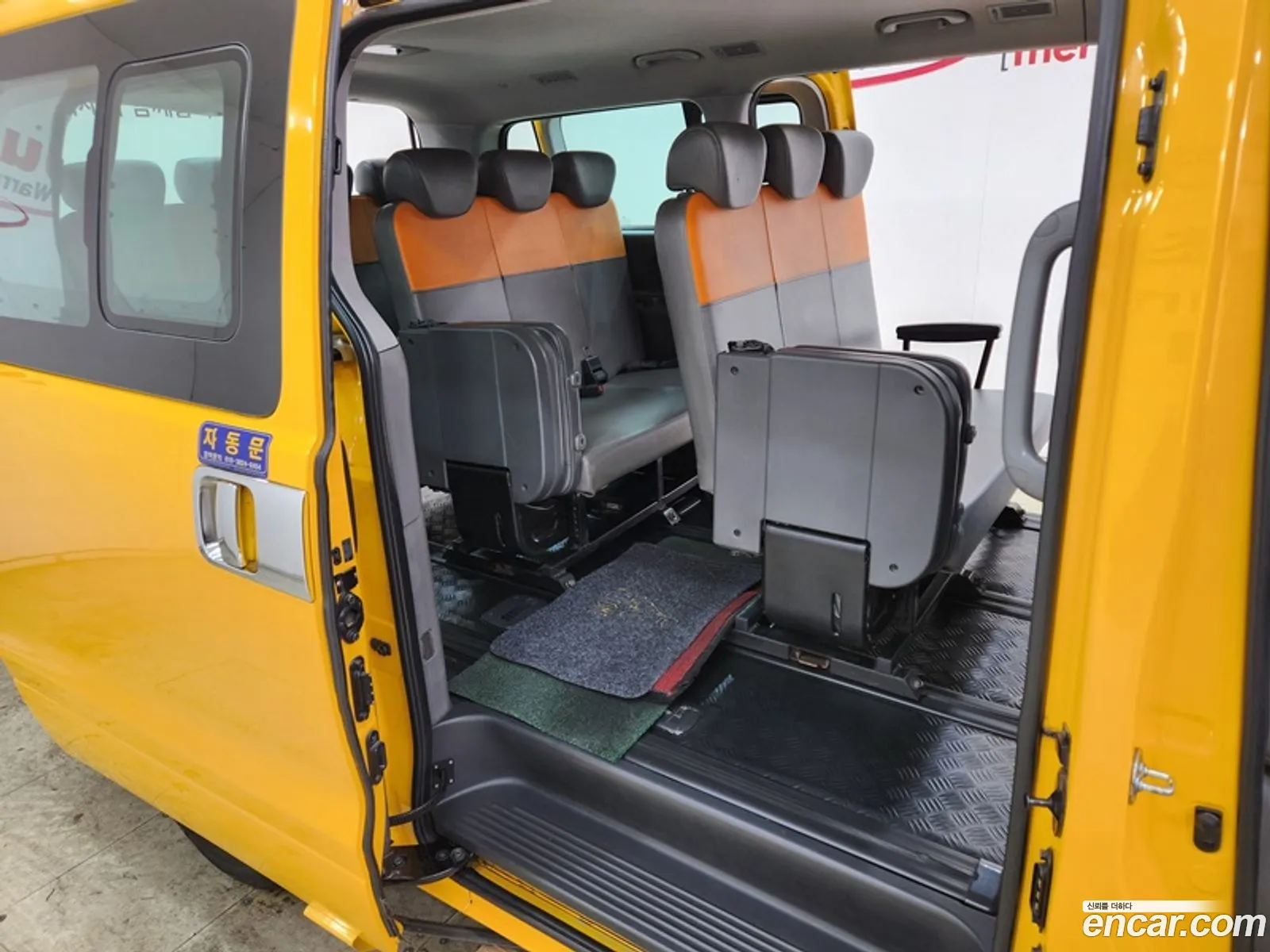 Hyundai Grand Starex 2017 — 17