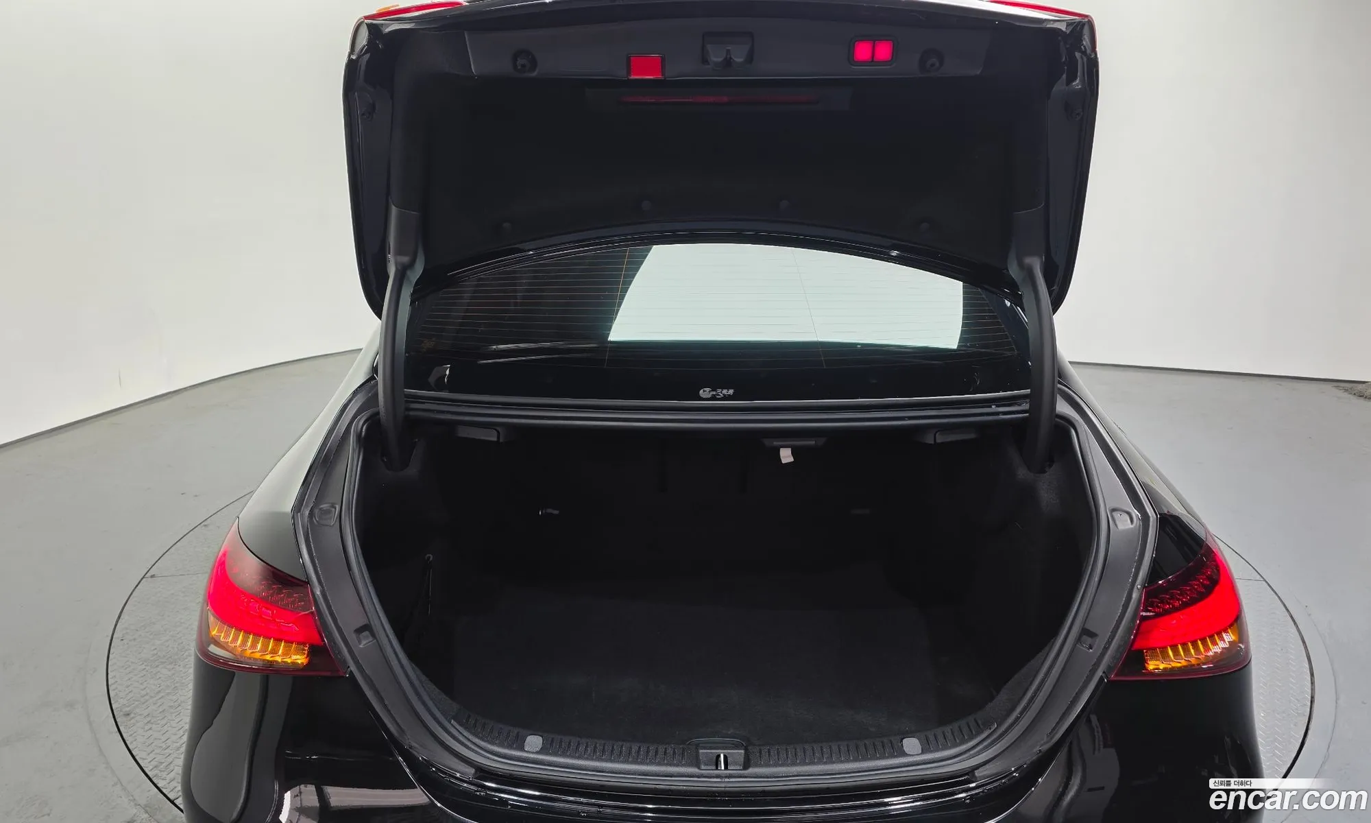 Mercedes-Benz E-Class W213 2021 — 13