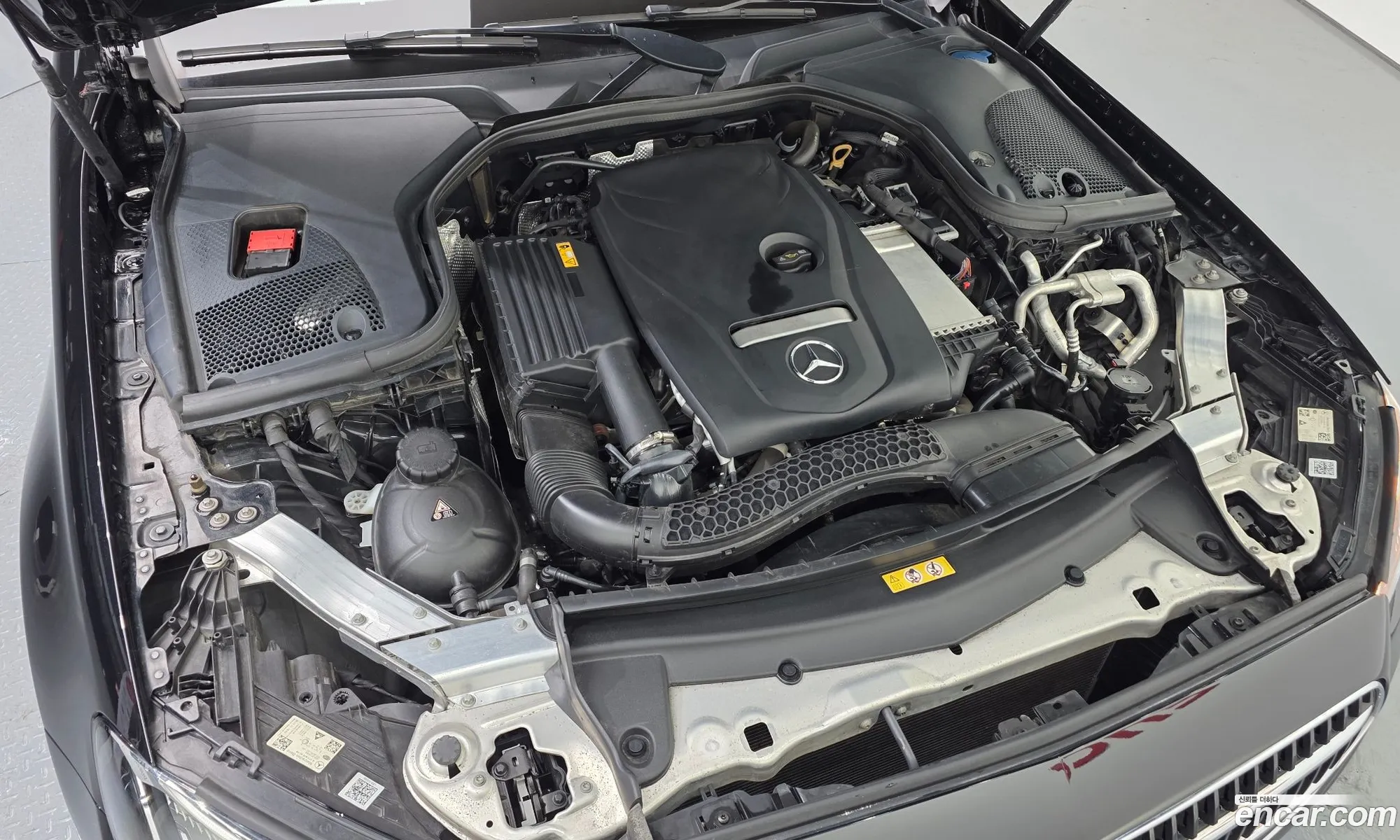 Mercedes-Benz E-Class W213 2021 — 12