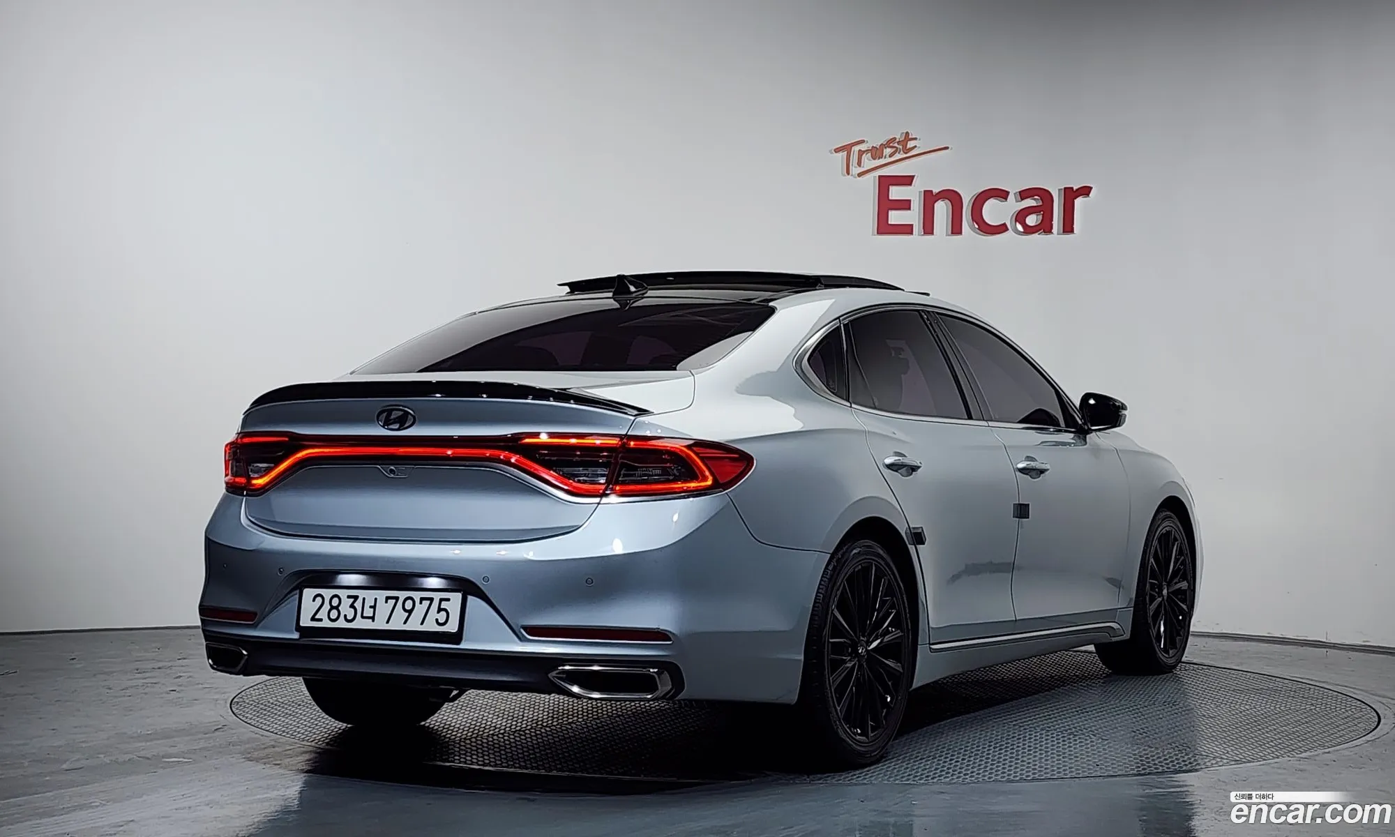 Hyundai Grandeur IG 2016 — 16