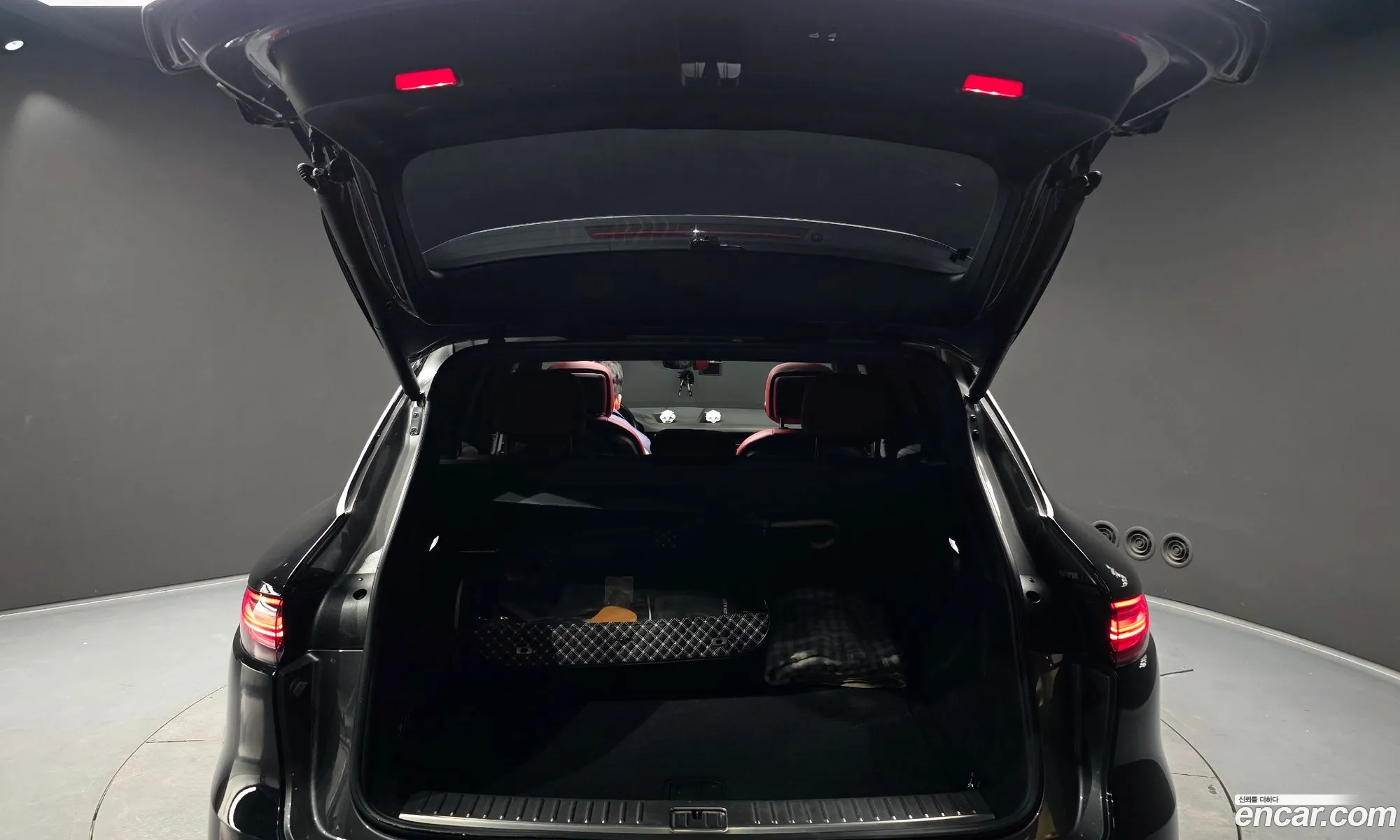Porsche Cayenne 2019 WP1AA29Y4KDA22762 — 15