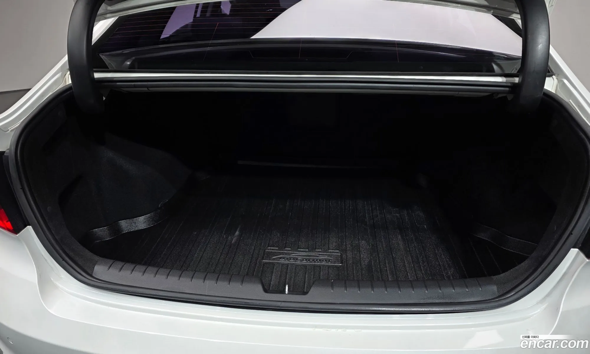 Hyundai LF Sonata 2015 — 9