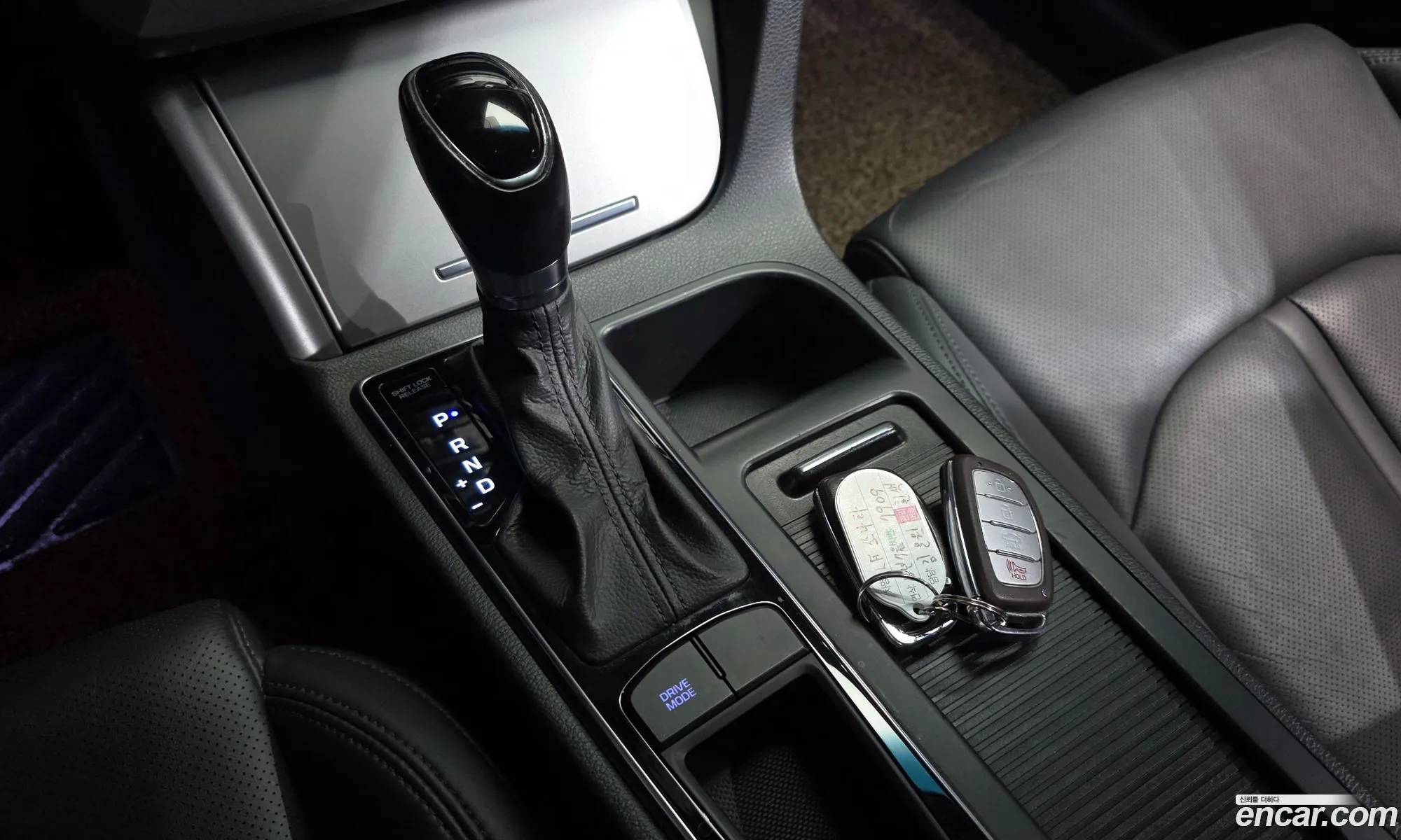 Hyundai LF Sonata 2015 — 12