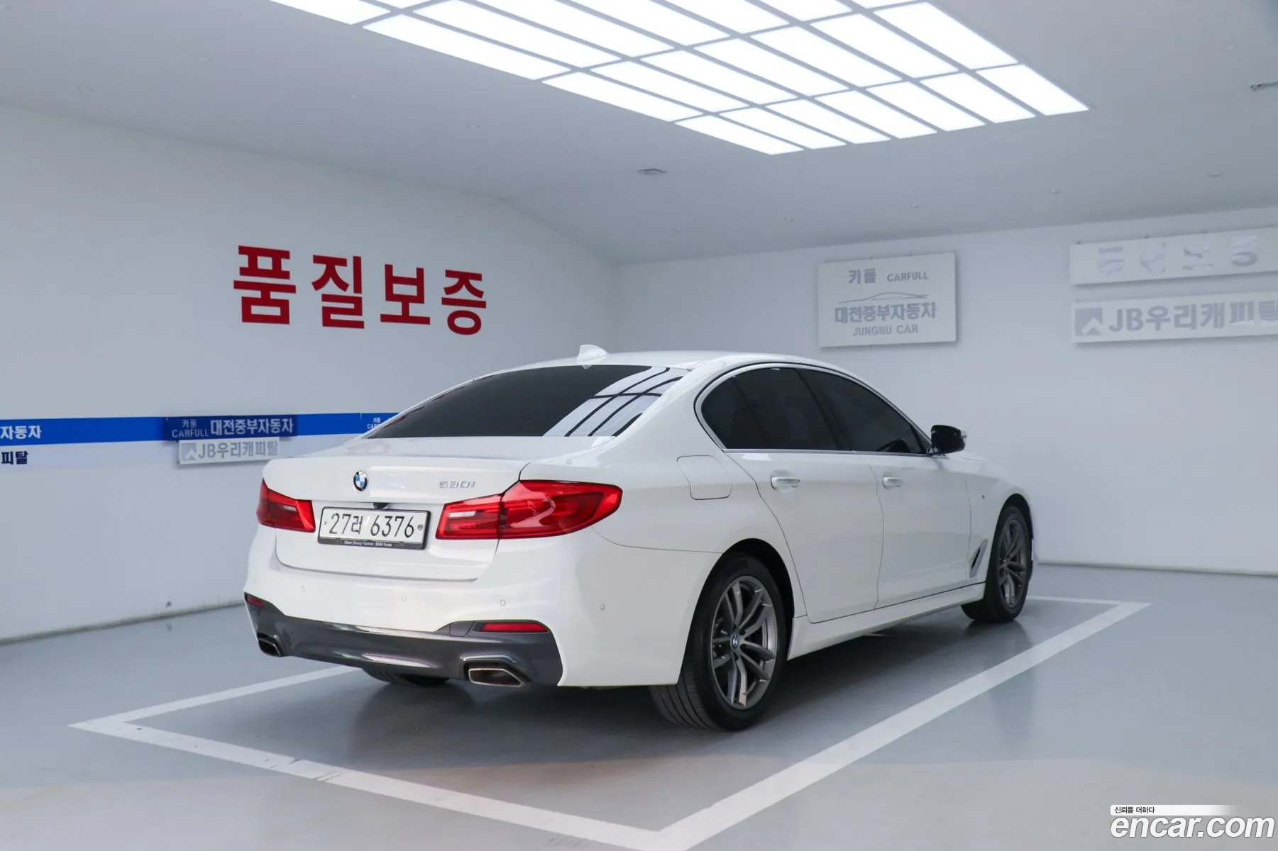 BMW 5 Series 2018 — 5