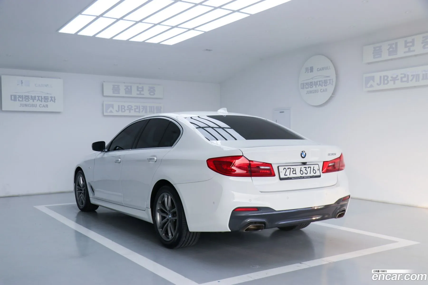 BMW 5 Series 2018 — 11