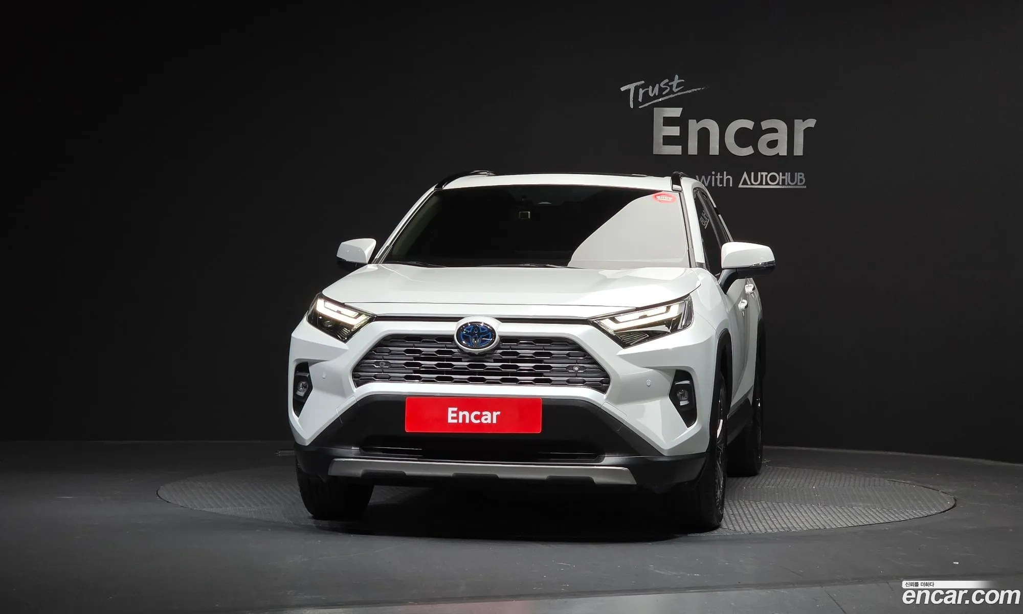 Toyota RAV4 2024 JTMDWRFV7RD583714 — 15