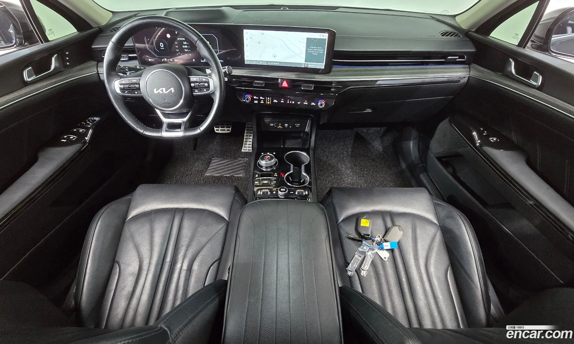 Kia K5 2023 — 9