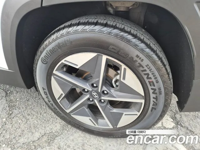 Hyundai Tucson Hybrid 2025 — 8