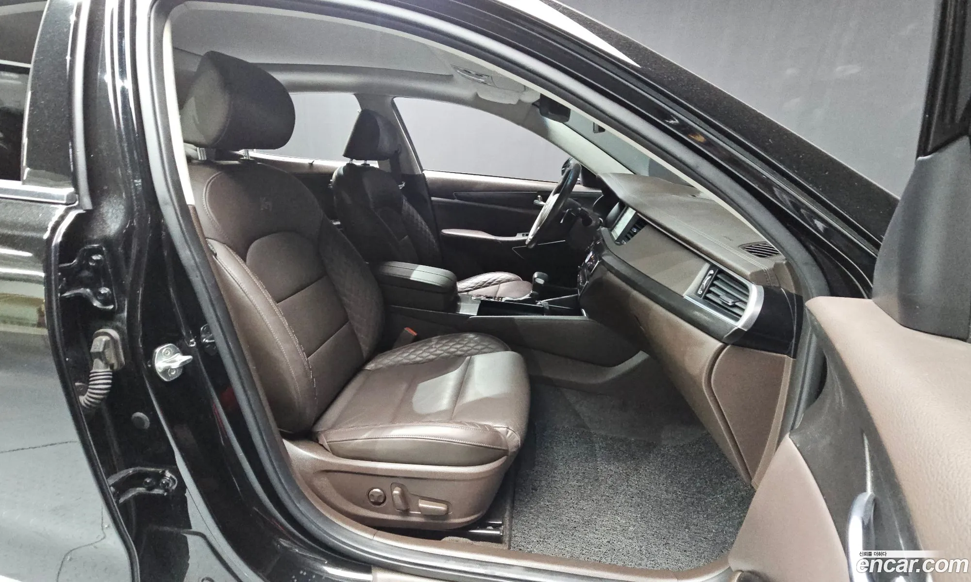 Kia K7 2018 — 19