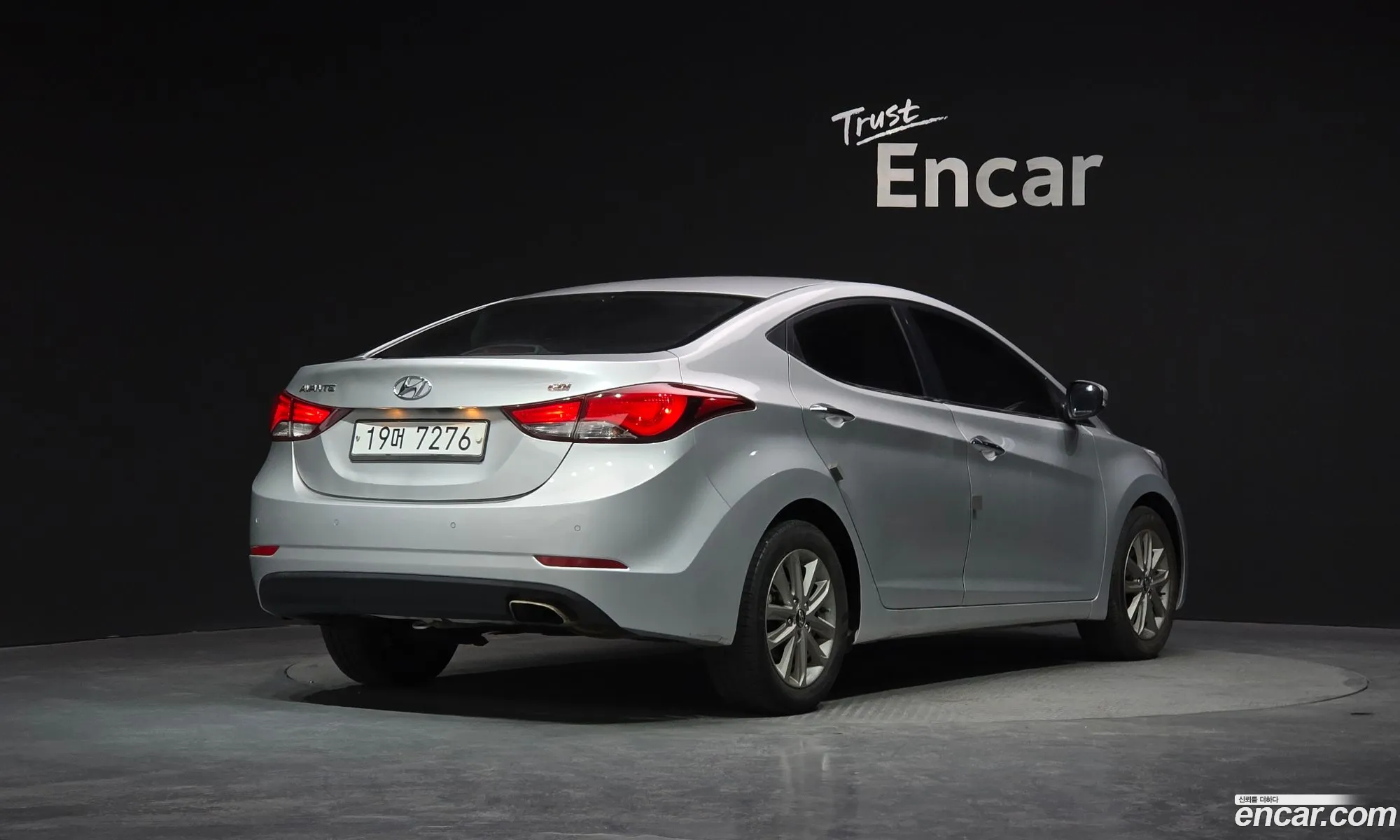 Hyundai Elantra 2013 — 17