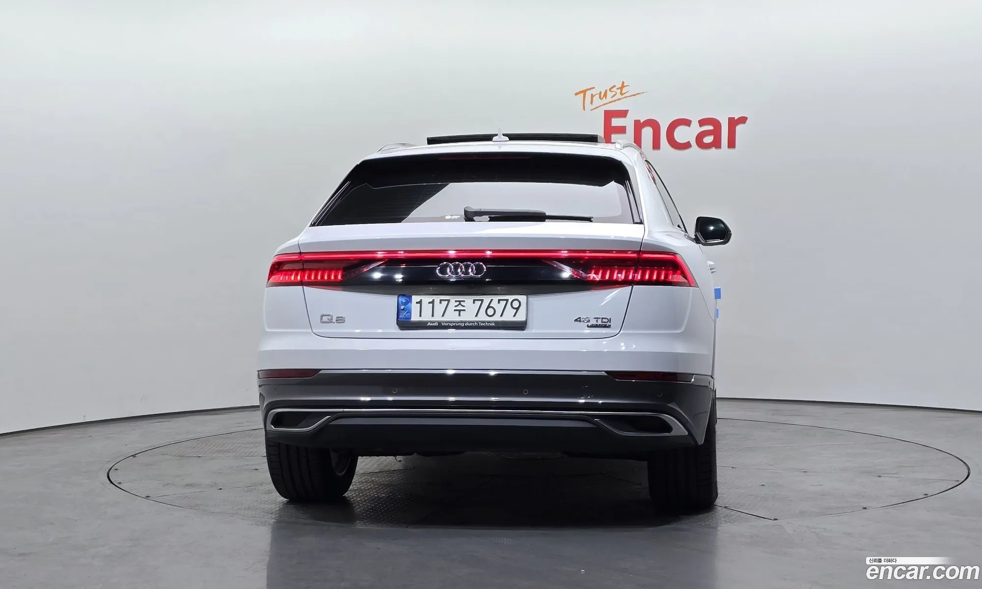 Audi Q8 2021 WAUZZZF19MD043829 — 3