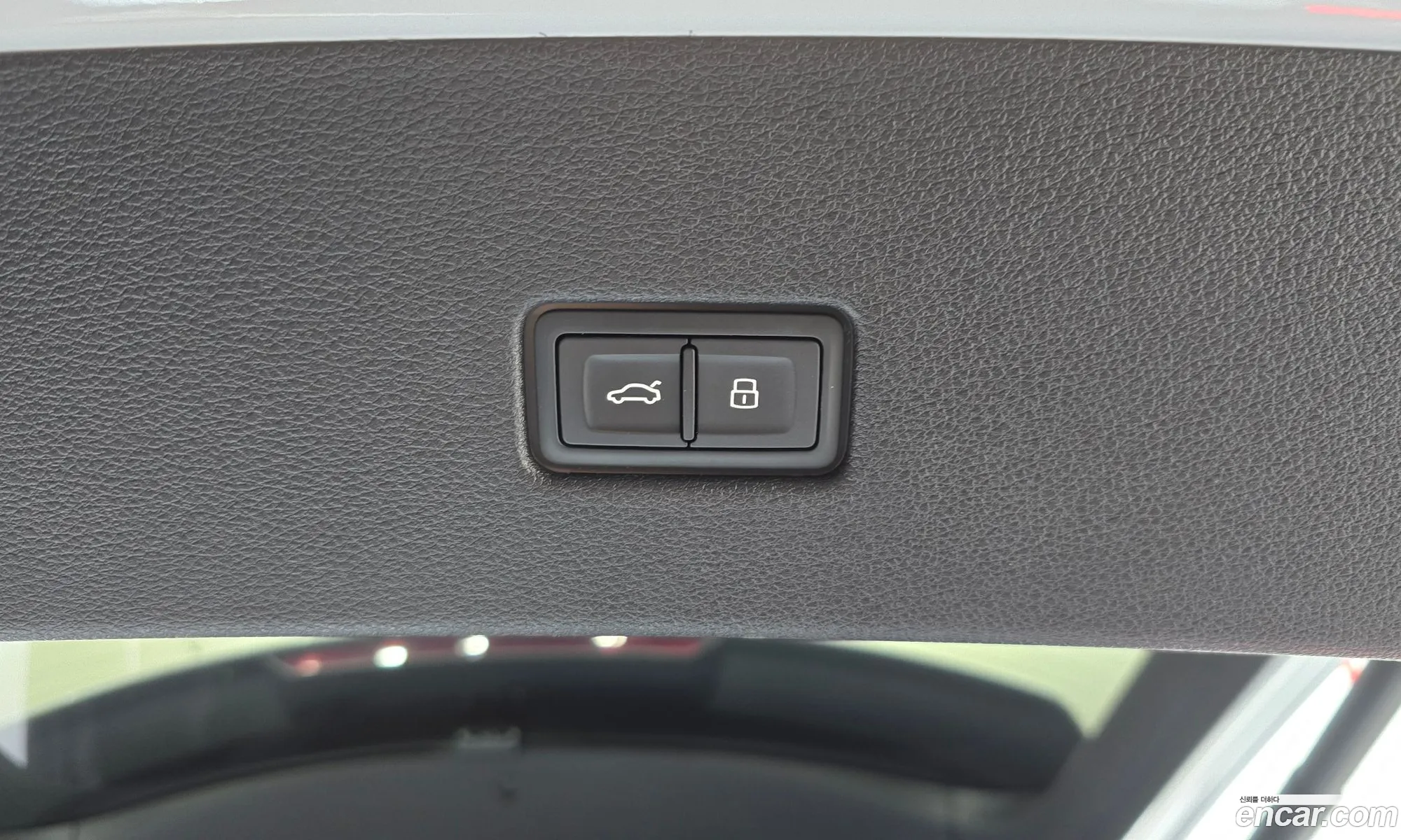 Audi Q8 2021 WAUZZZF19MD043829 — 18