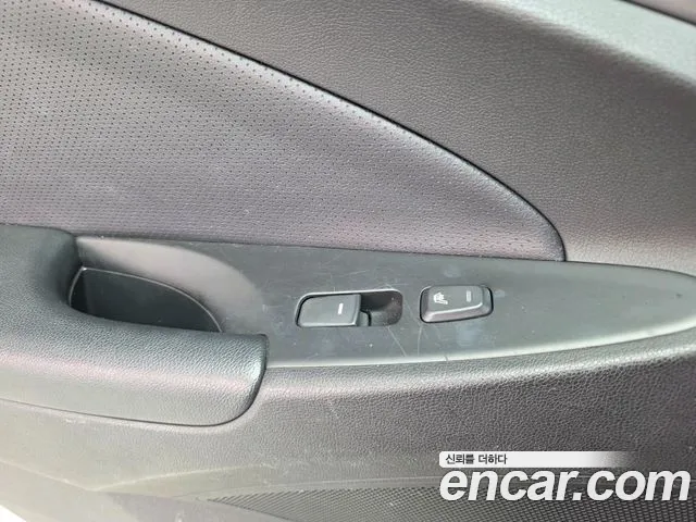 Hyundai Sonata Hybrid 2012 — 6