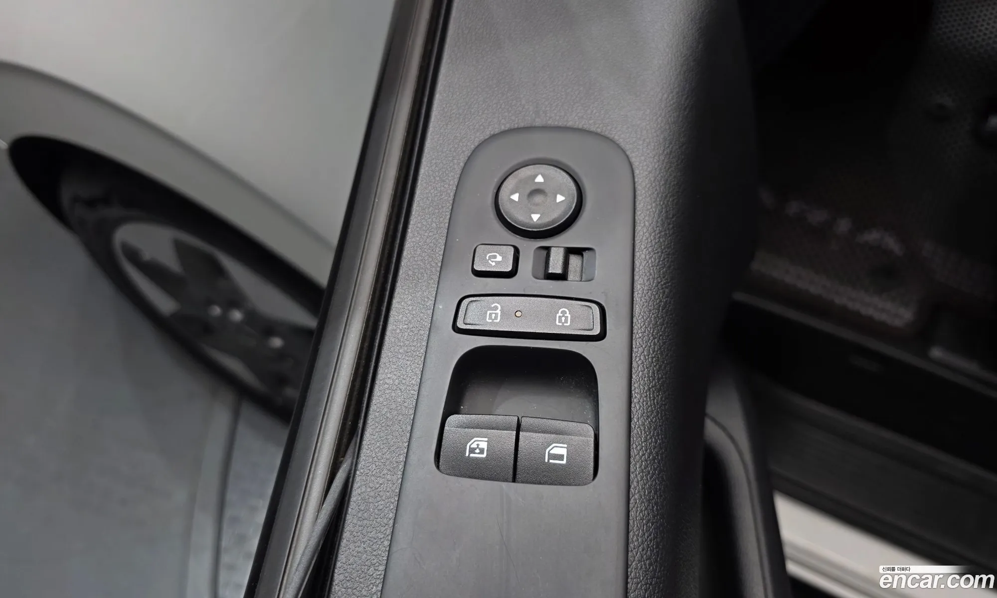 Hyundai Staria 2025 — 15