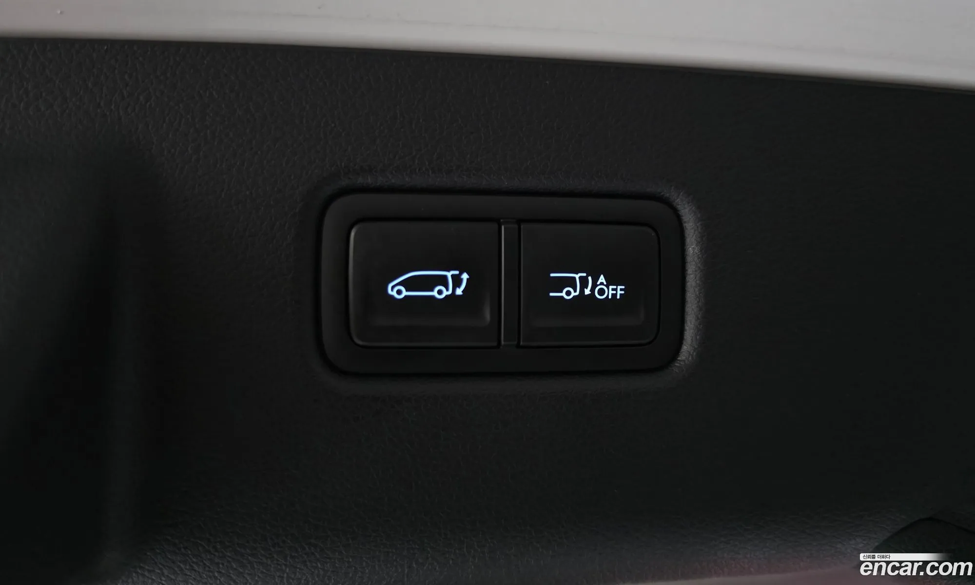 Hyundai Staria 2025 — 3