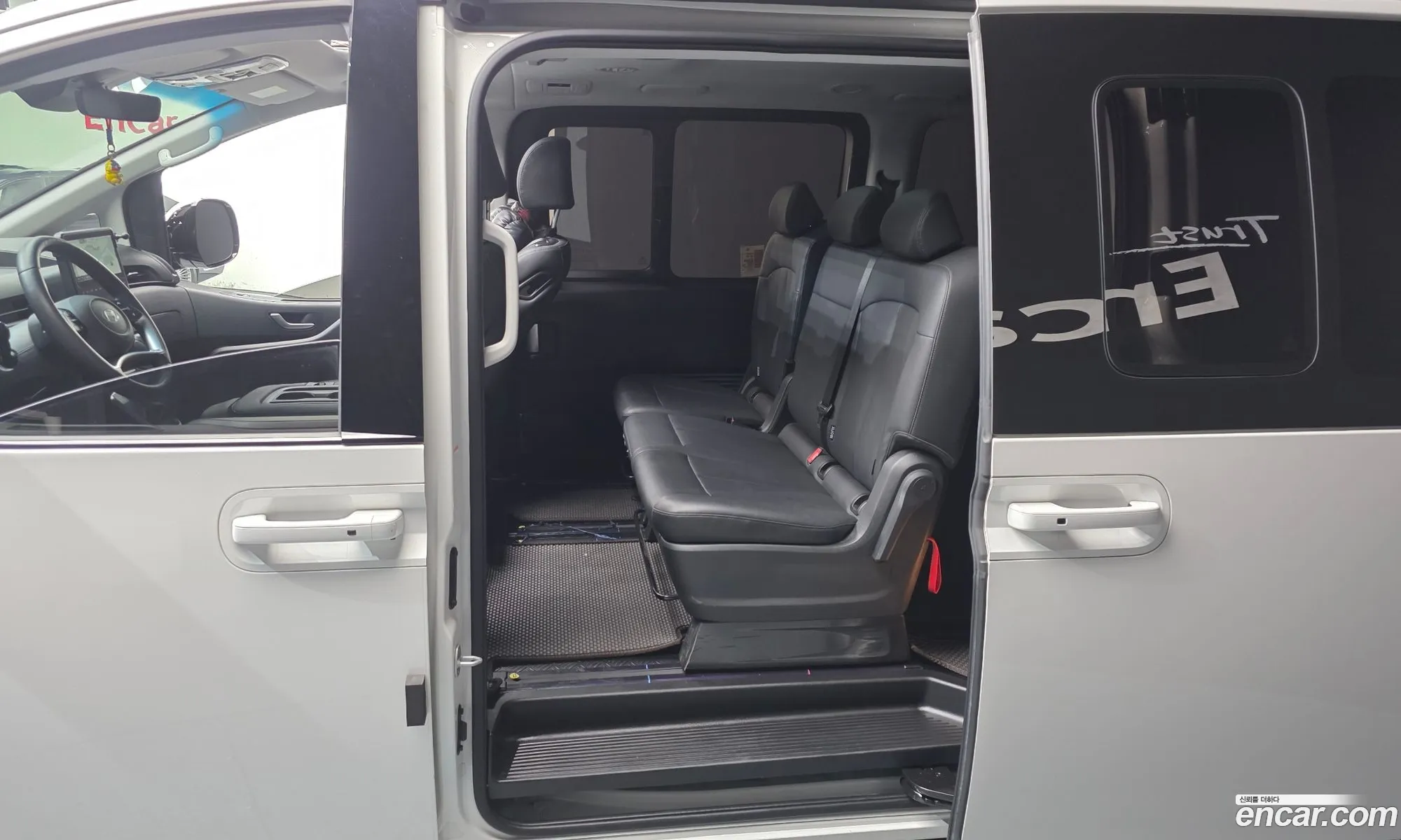 Hyundai Staria 2025 — 11