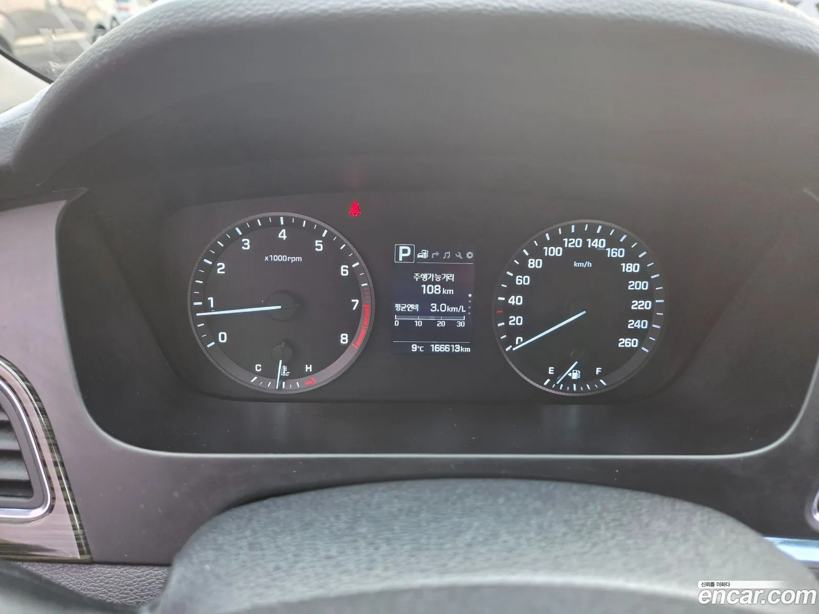 Hyundai LF Sonata 2015 — 17