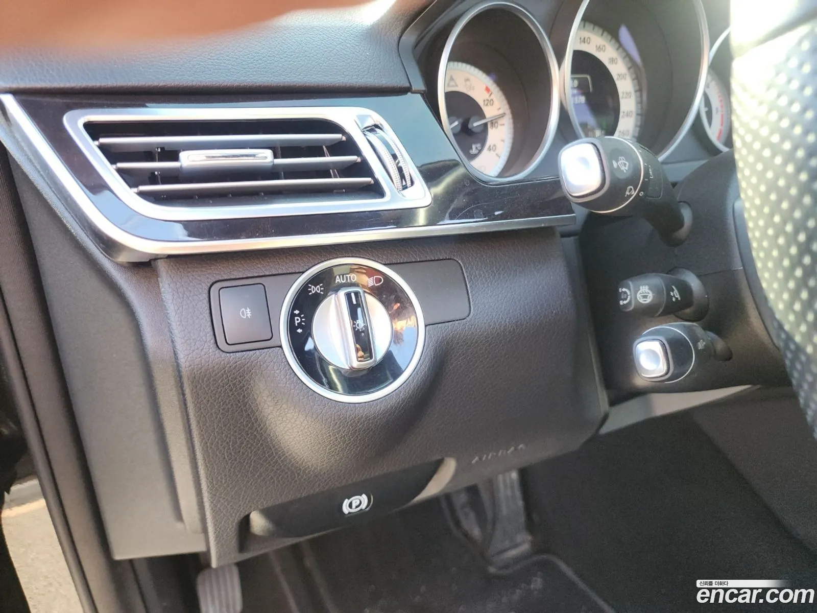 Mercedes-Benz E-Class W212 2015 — 14